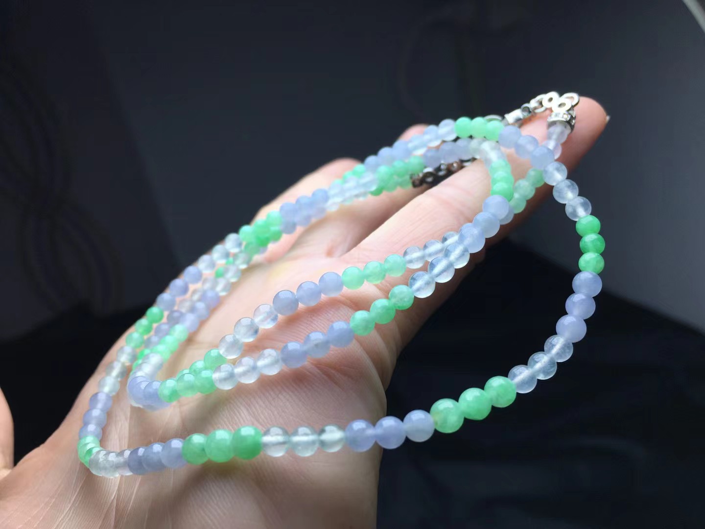 冰彩珠链，卡4.2～3.6mm，177颗，种好，玉质细腻，色彩斑斓，颗颗精选