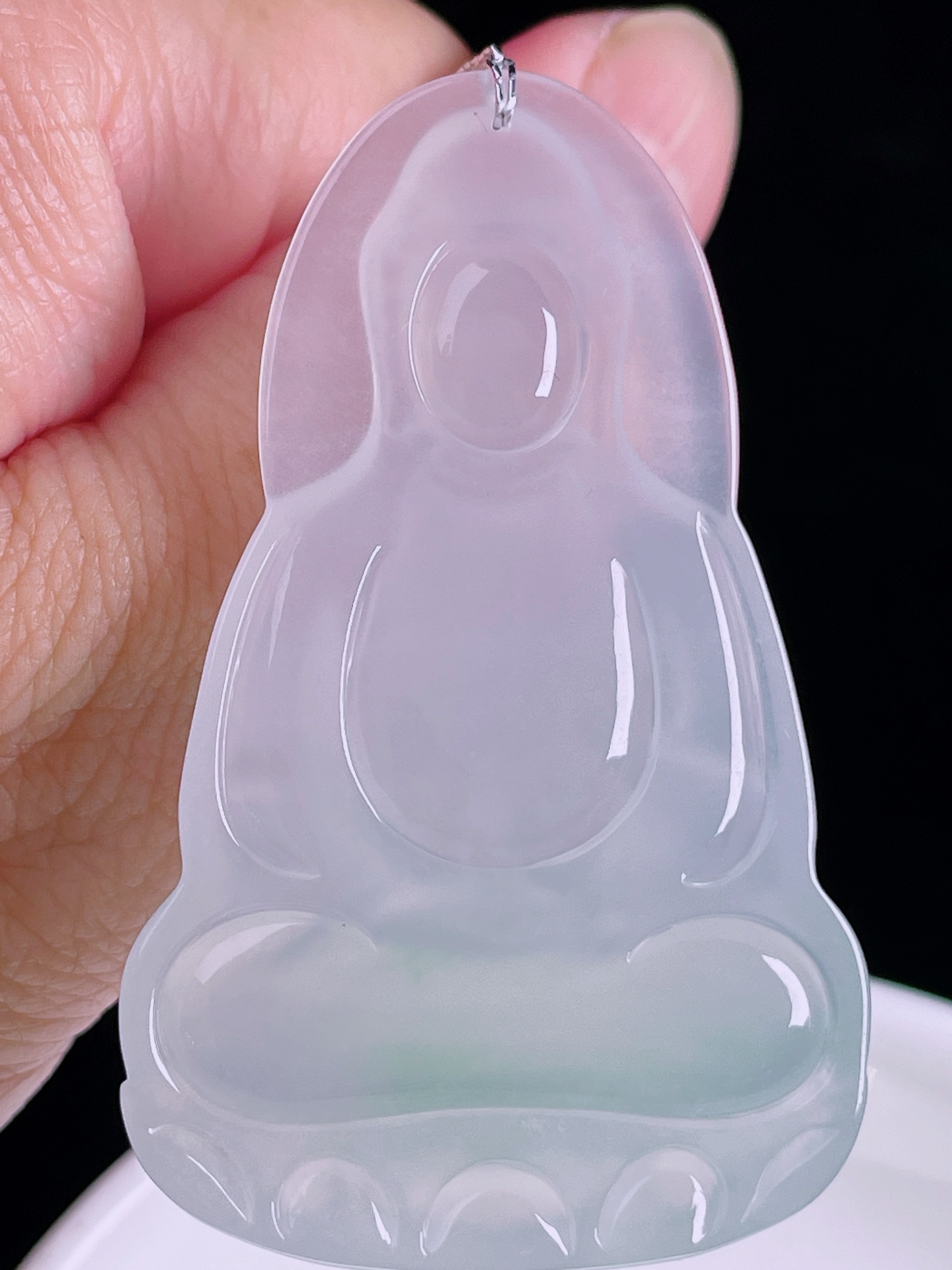 白冰素衣观音，老种起光，细底通透，尺寸：55.5/34.5/6mm0821