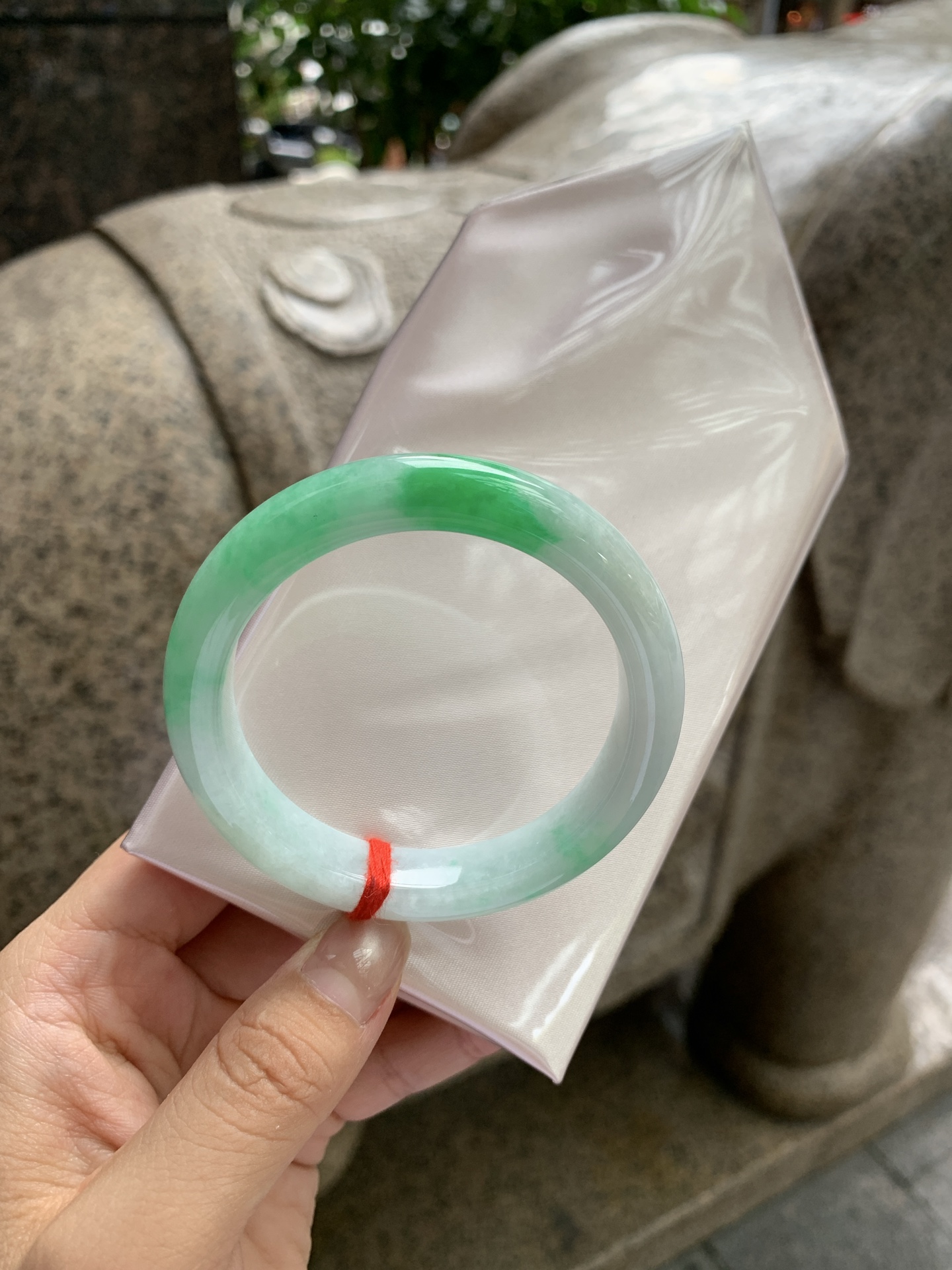 阳绿正圈,0821-N1385,无裂，打灯棉线