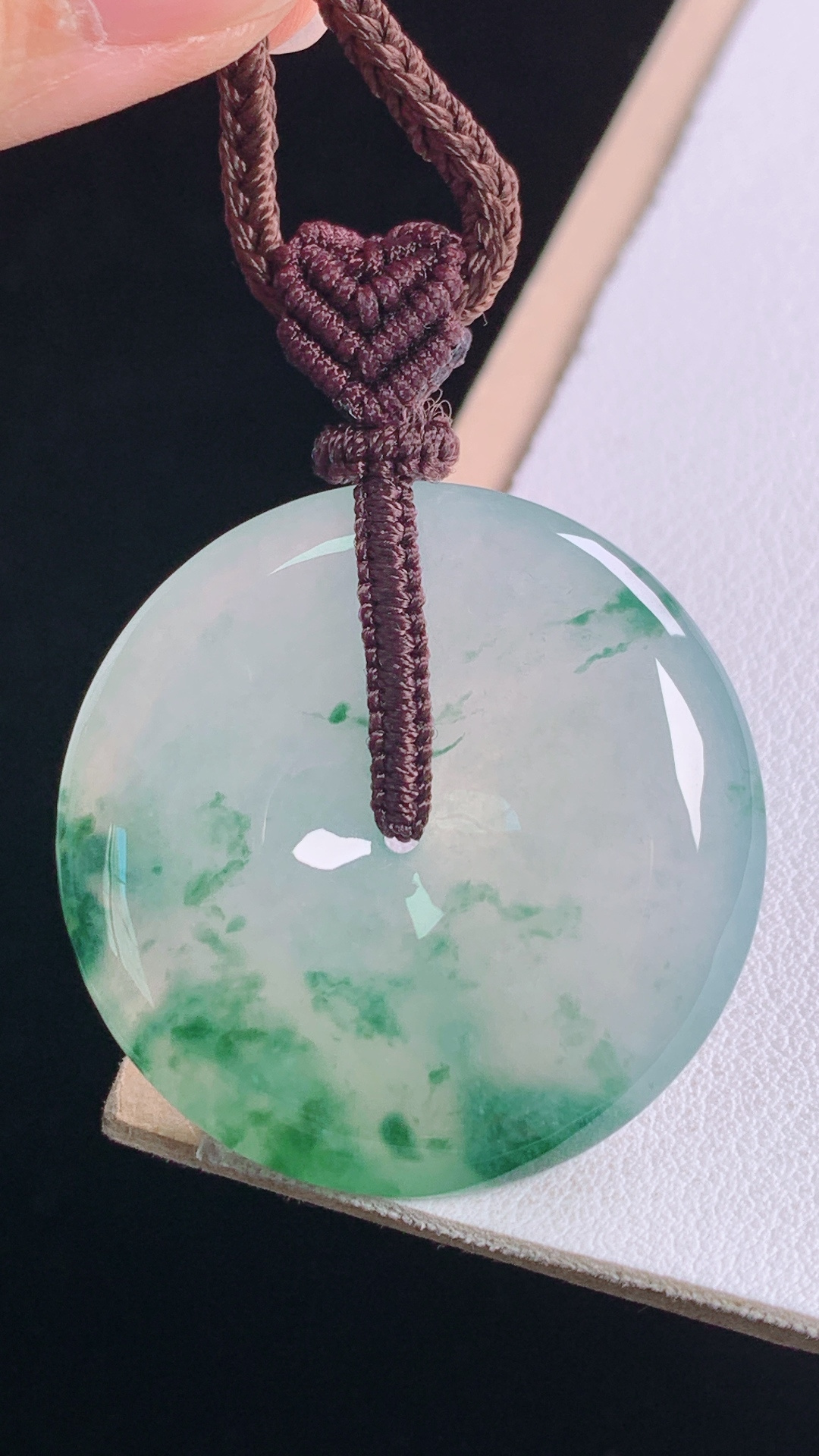 冰飘花平安扣，花色灵动，冰润荧光，无裂，尺寸:32.7-6.2mm