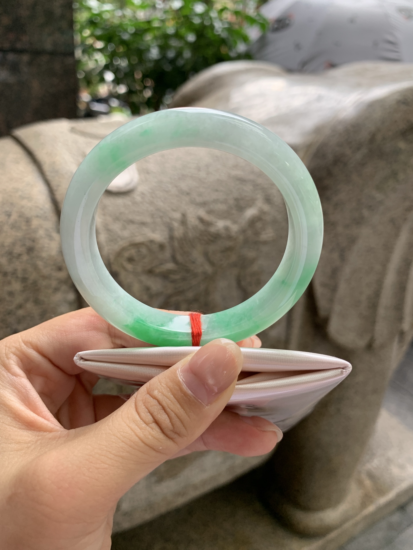 阳绿正圈,0821-N1385,无裂，打灯棉线