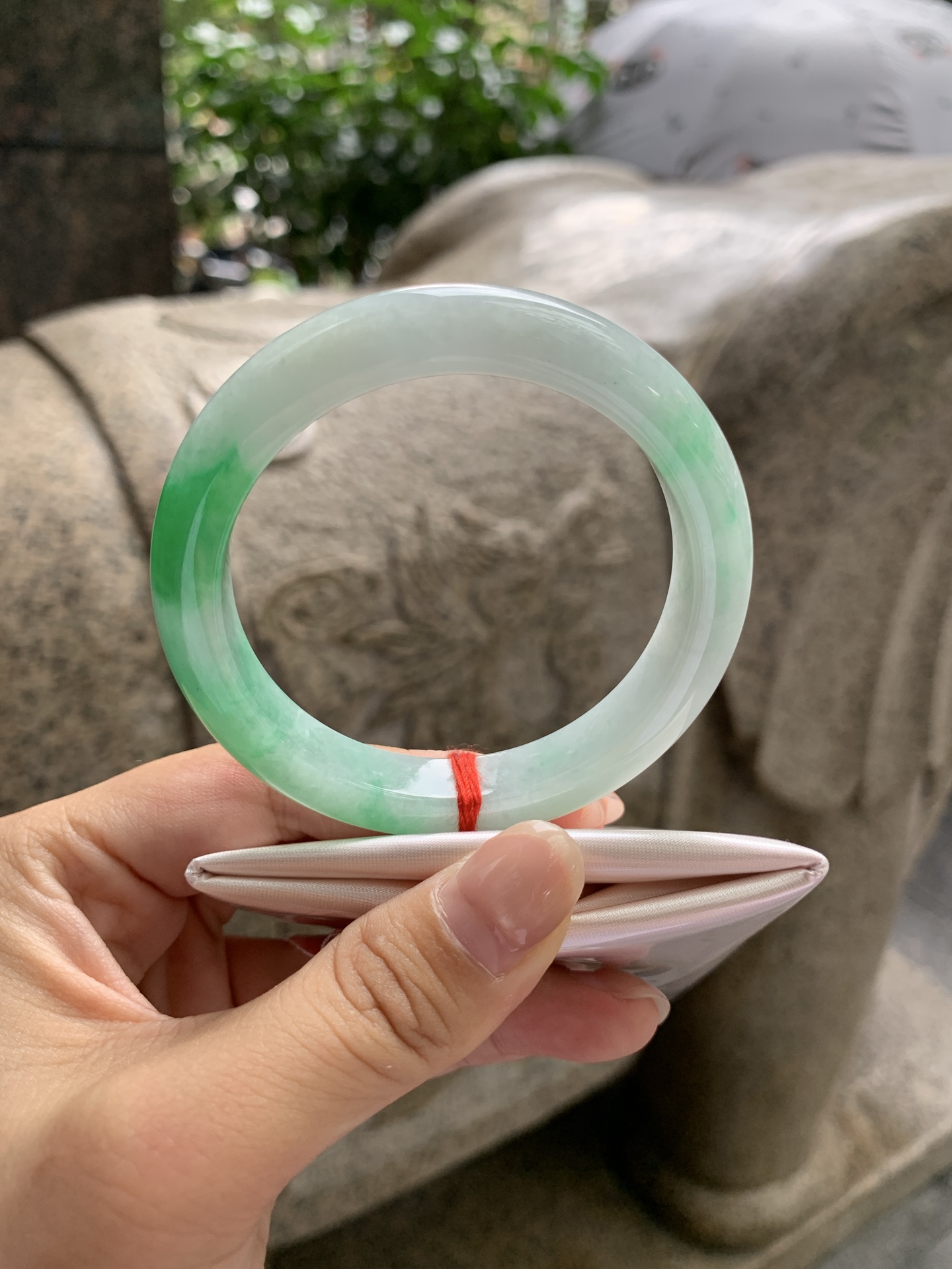 阳绿正圈,0821-N1385,无裂，打灯棉线