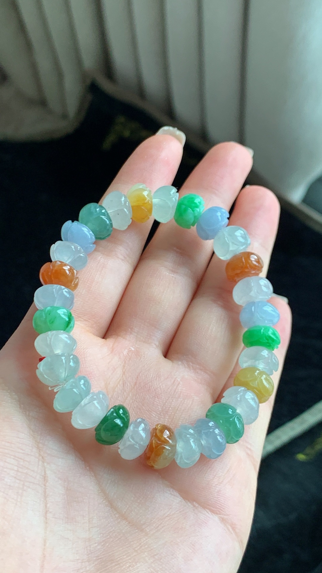 天然翡翠，多宝冰莲花珠手串，尺寸10