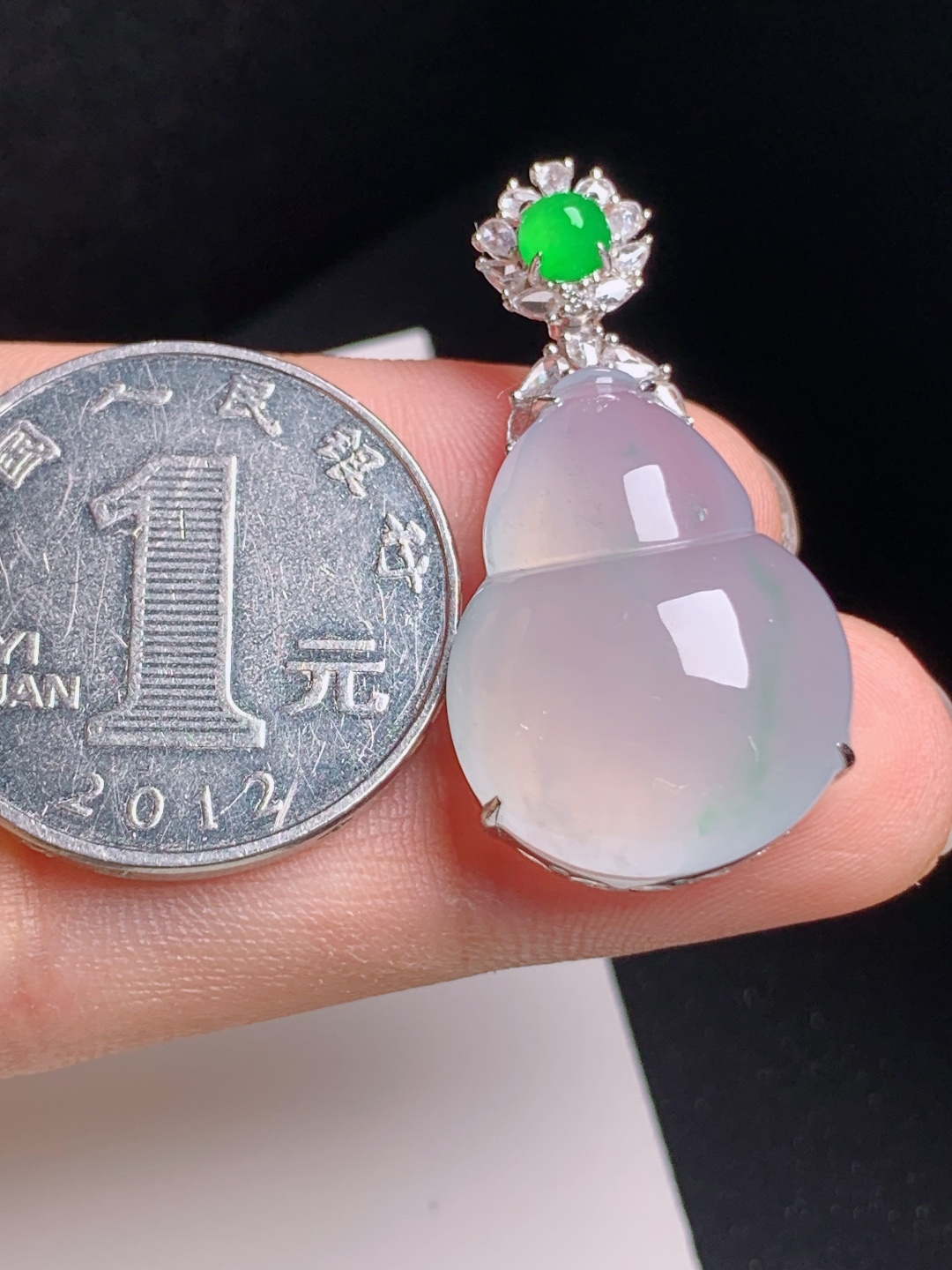 高冰葫芦吊坠，清透起光，花色灵动，福禄双全