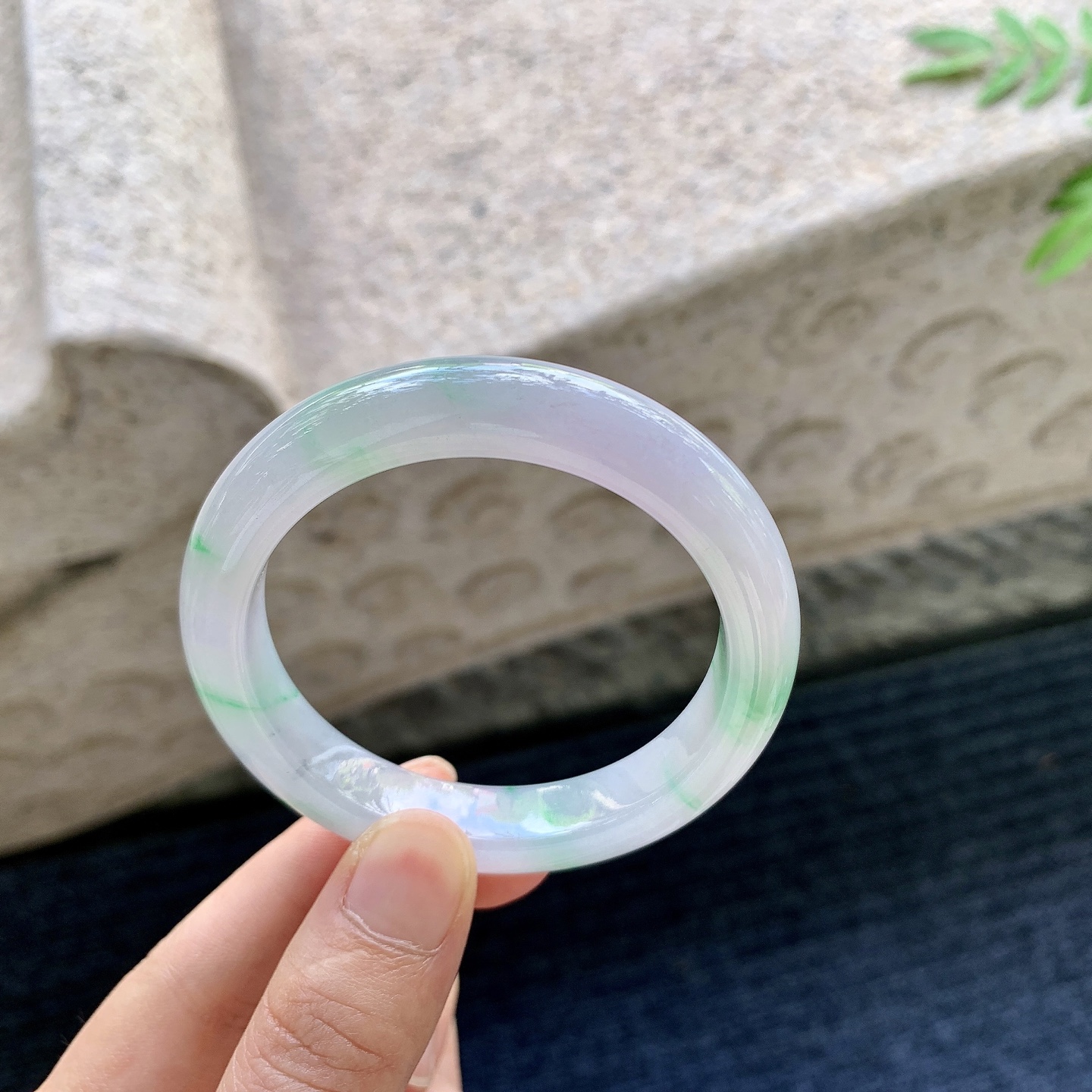 正圈49 50，圈口50.6/10.6/8，编码G9082229，描述：春彩，水润，种老，细腻，有纹线
