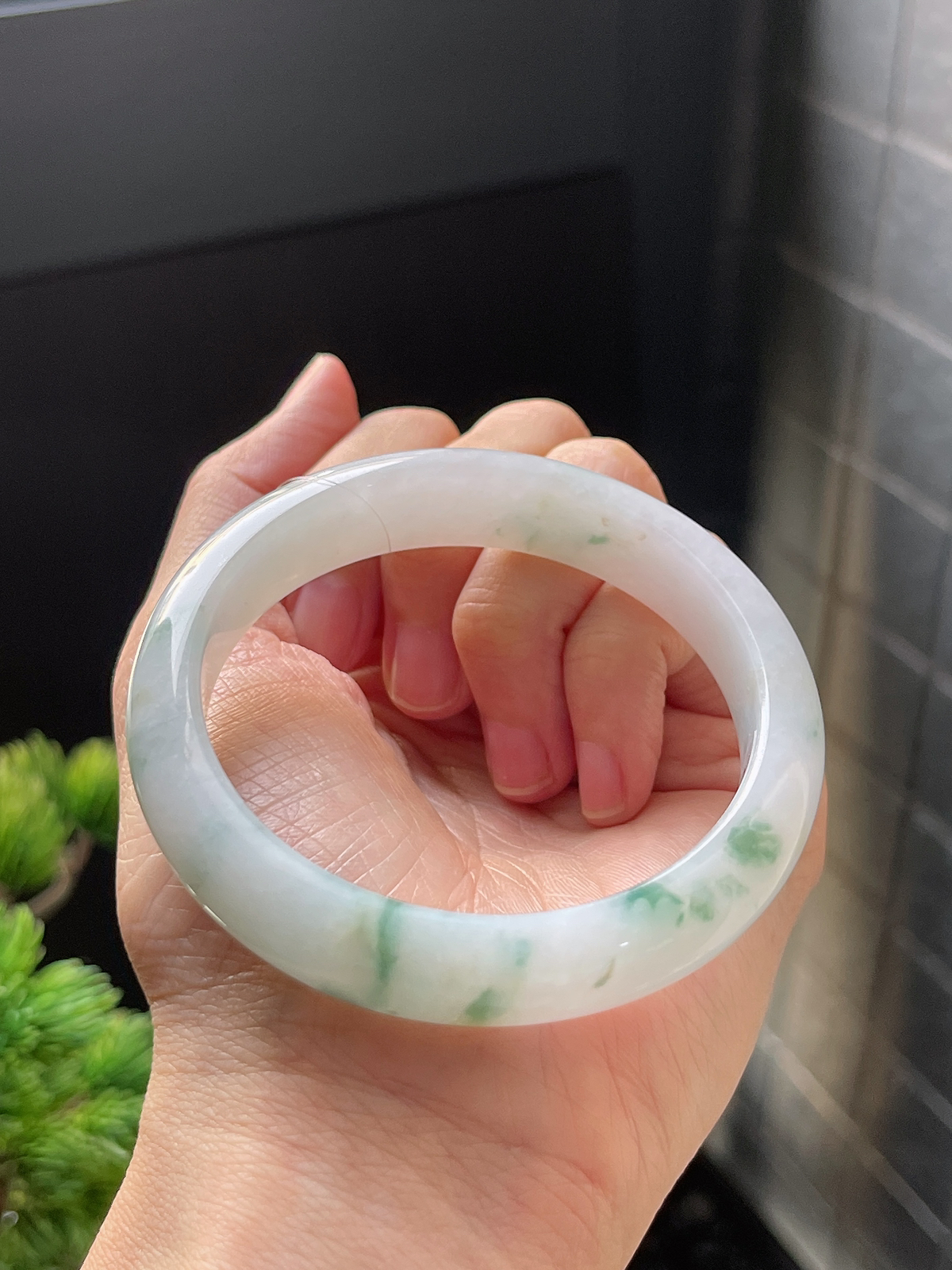 正圈55圈口，糯化种飘蓝花手镯