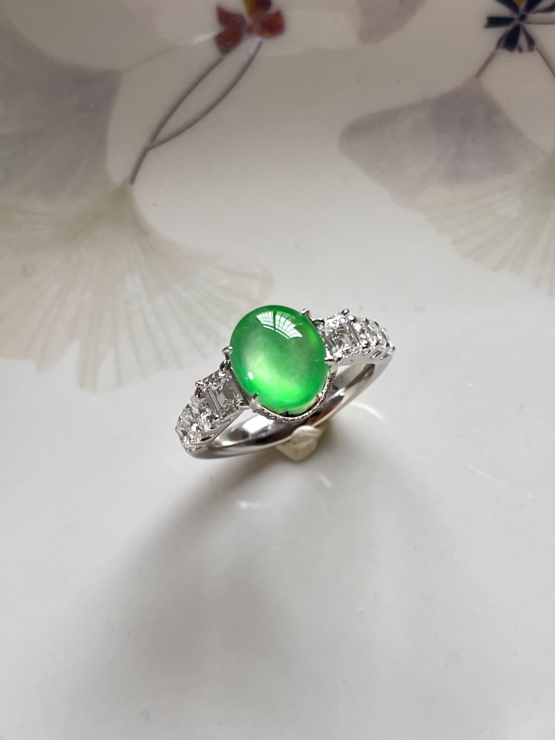 新品 | 玻璃种黄阳绿蛋面戒指,无封底双面鼓,裸石：9*8*5.5mm,整体：9*15*8mm