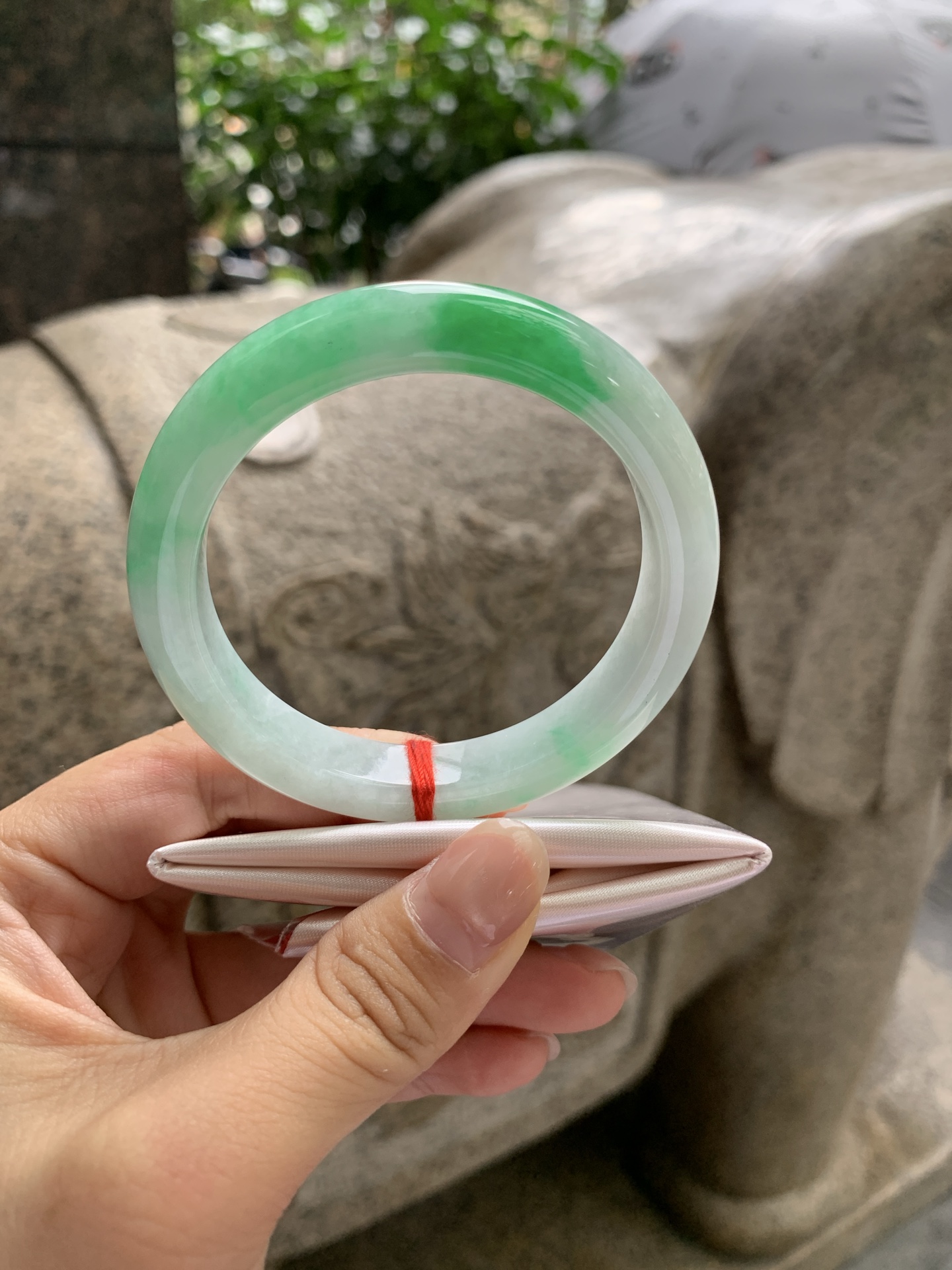 阳绿正圈,0821-N1385,无裂，打灯棉线
