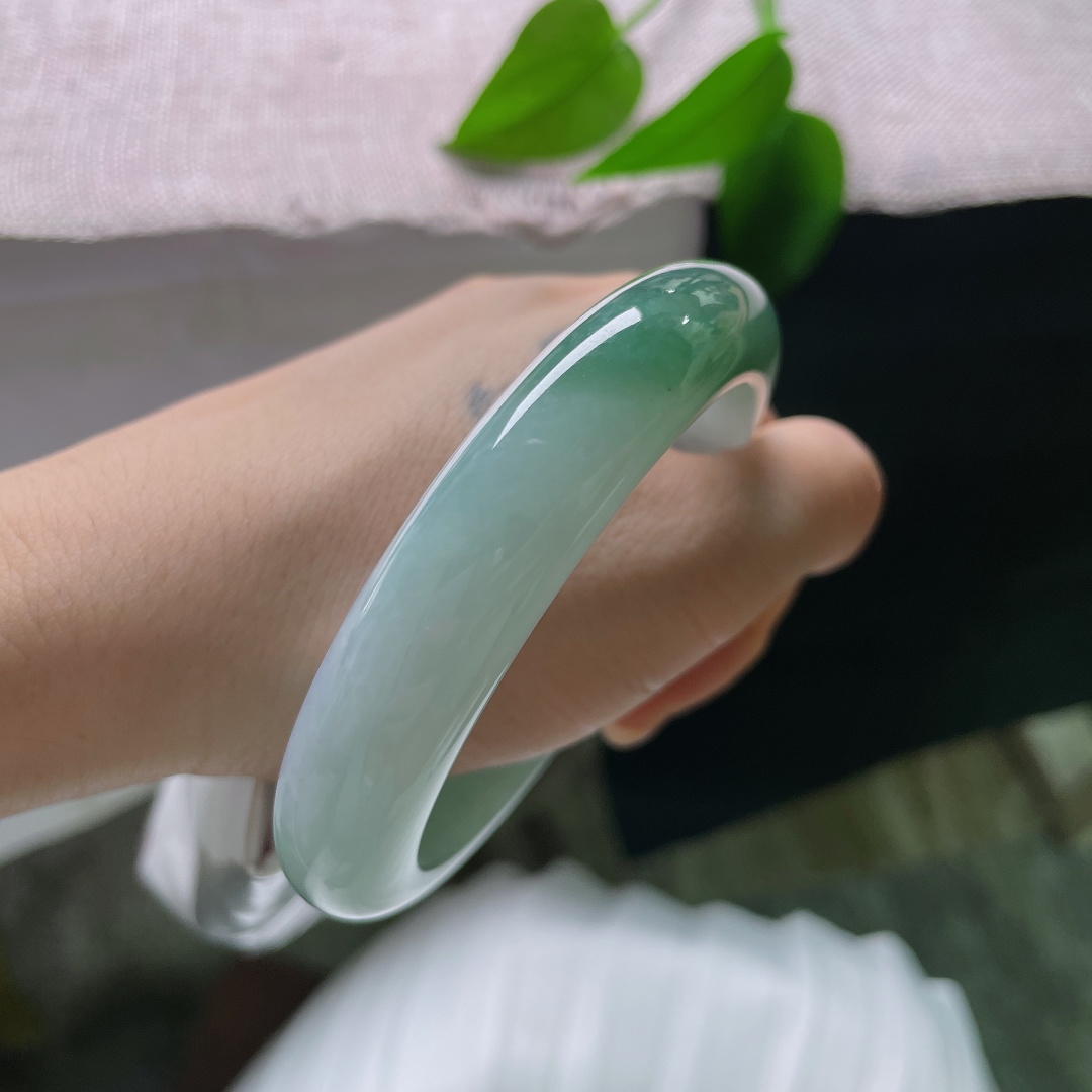 半山水正圈，微紫，水润细腻，大圈口，贵气，沉稳，皮纹，57567a