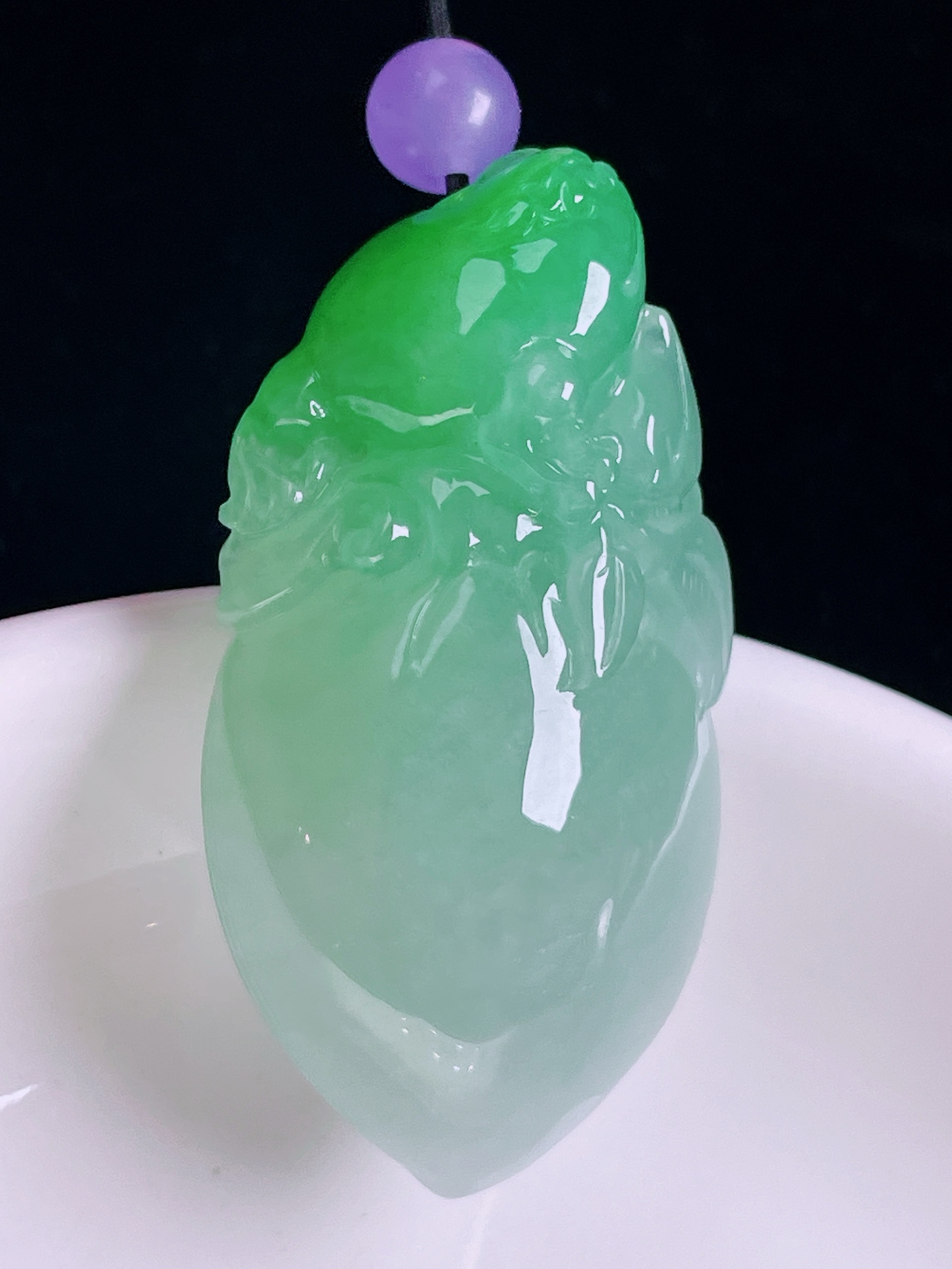飘绿福瓜，老种起光，细底通透，尺寸：43/22.5/12.8mm0821