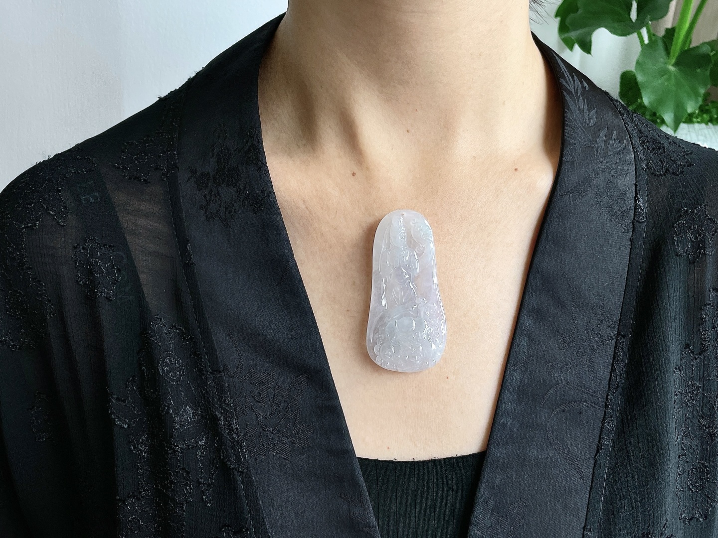 白冰文殊菩萨牌吊坠,性比高 厚装,尺寸66.8-33-6.1,重量22.8克