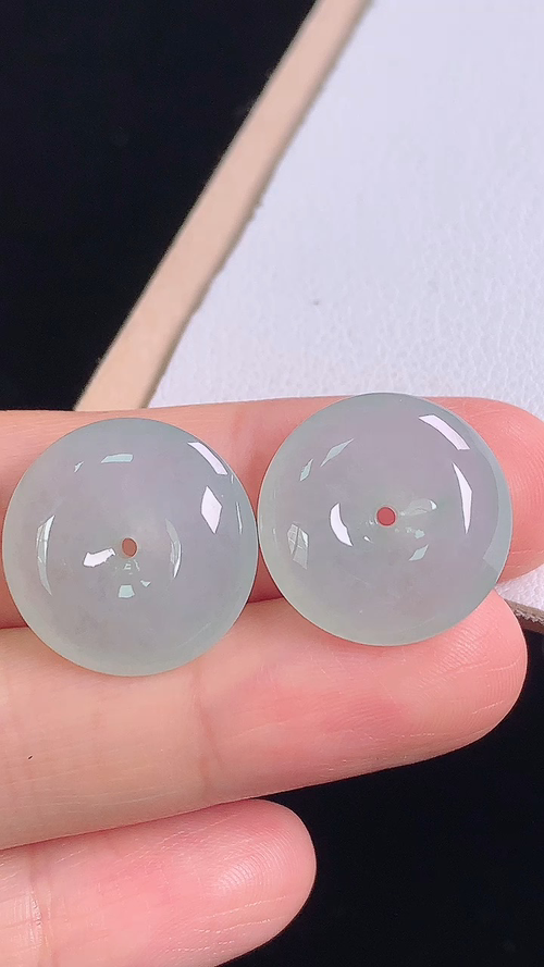 冰种平安扣，无裂，尺寸:17.2-5.6mm