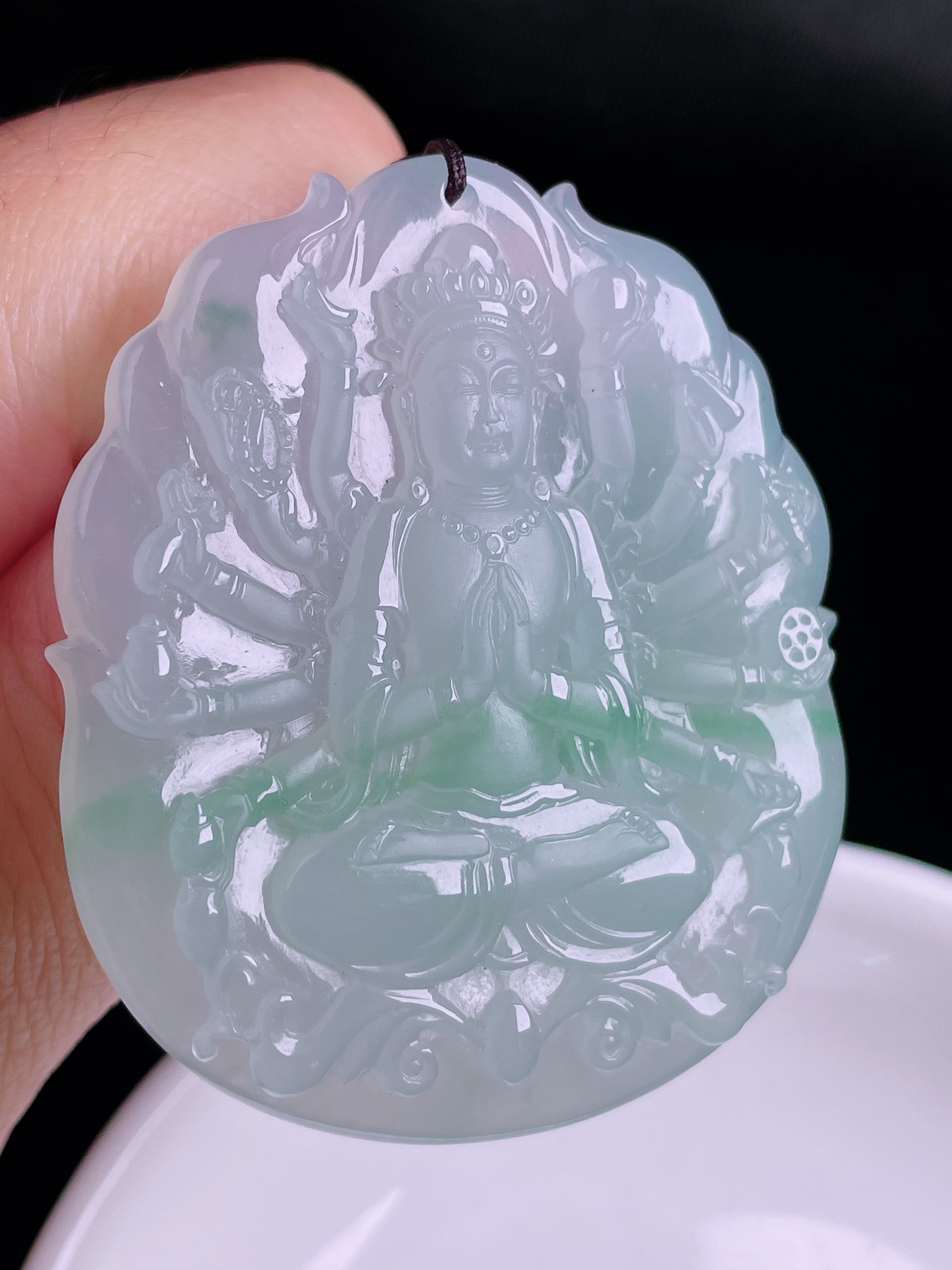 ️千手观音，老种起光，细底通透，尺寸：53.4/44.8/6.5mm0822