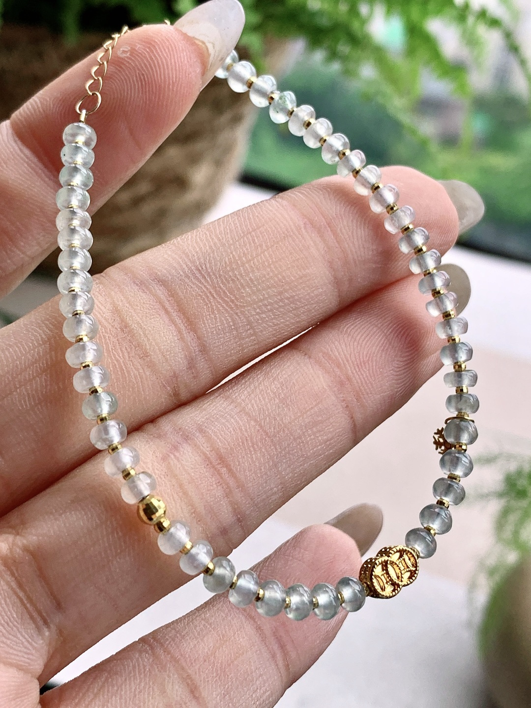 冰白冰手链算盘珠手链,缅料 性比高,尺寸3.8-3,重量3.3克
