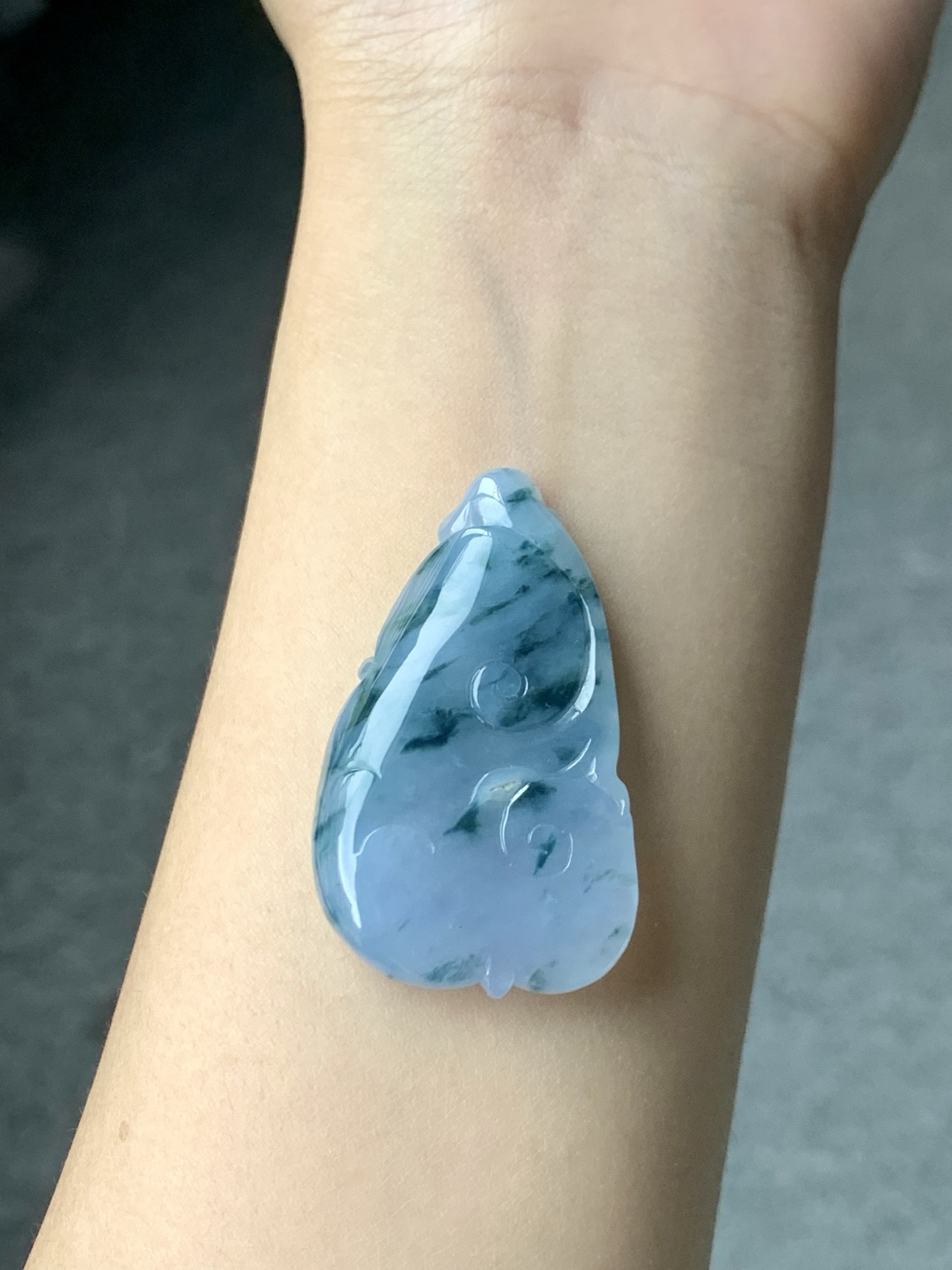 冰紫飘花如意,飘花飘逸,色泽浓郁,尺寸45.8-27-7.4【B10927BEH】