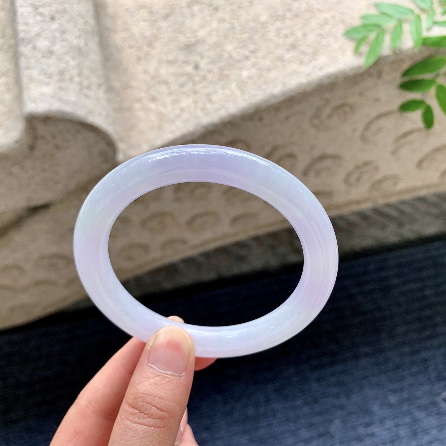 圆条57 58，圈口58/9.6/9.5，编码AD082301，描述，水润，种老，细腻，无裂。