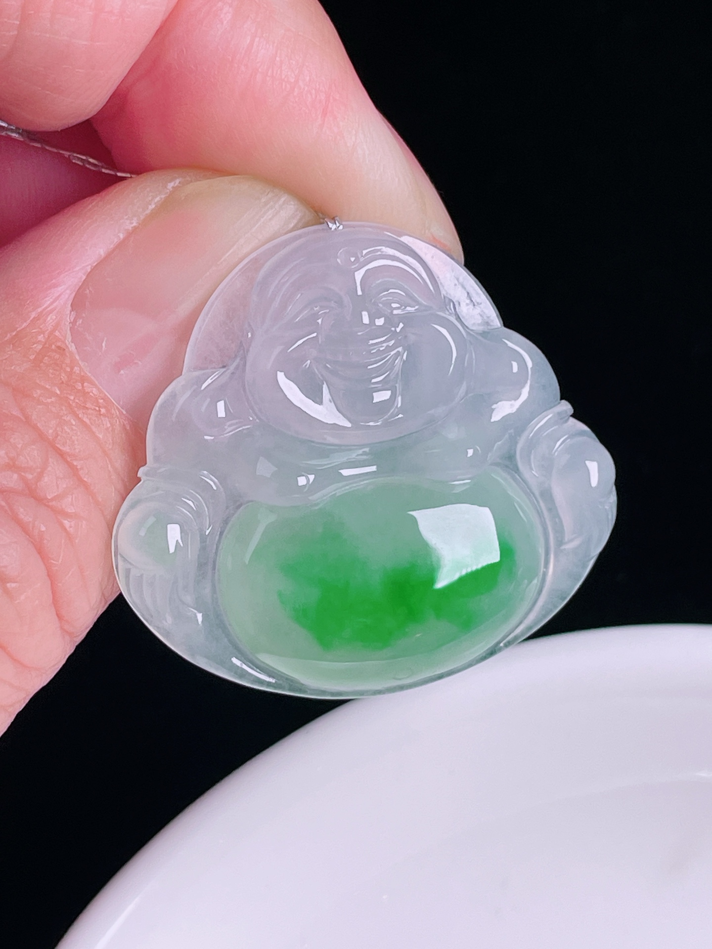 冰绿佛公，老种起光，细底通透，尺寸：30.4/33.2/6mm0822