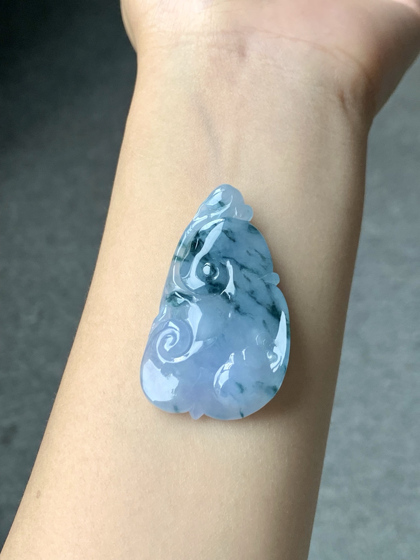 冰紫飘花如意,飘花飘逸,色泽浓郁,尺寸45.8-27-7.4【B10927BEH】