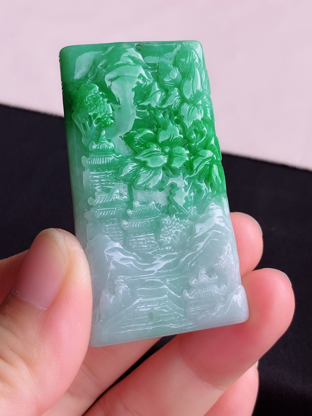 翠绿山水牌，意境美，尺寸55.6/32/7.6/自然光实拍