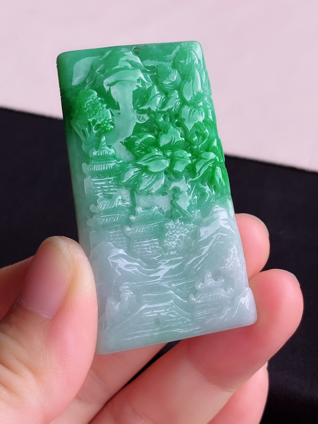 翠绿山水牌，意境美，尺寸55.6/32/7.6/自然光实拍