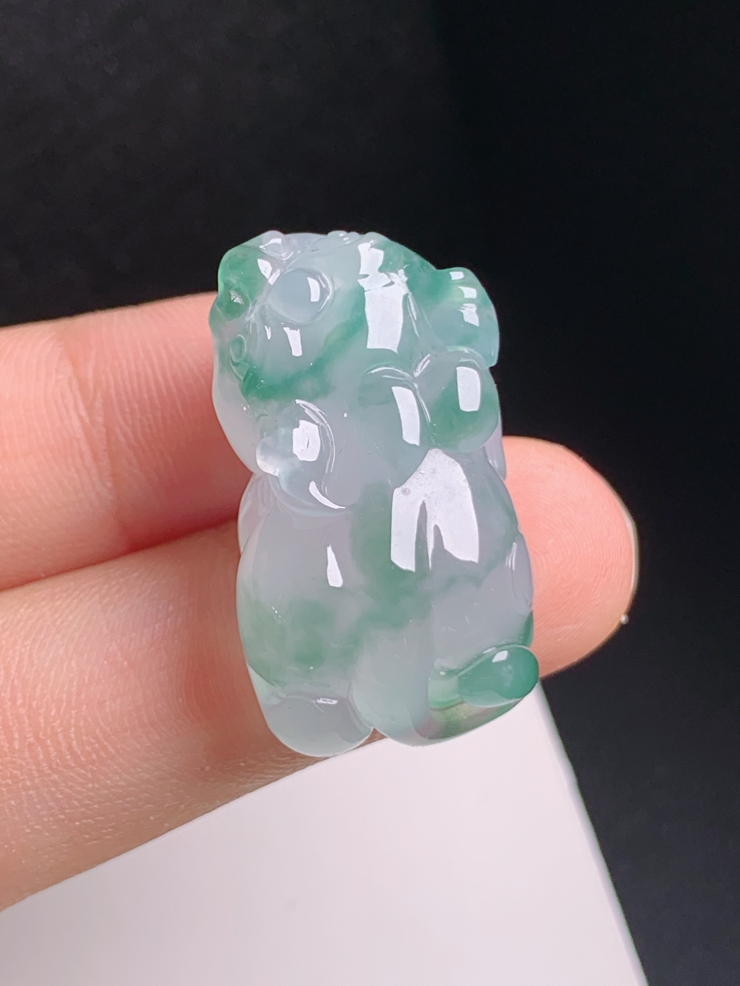 冰飘花貔貅，种水清亮，线条灵动，招财纳福，裸石27.6-15.8-12.3，3102