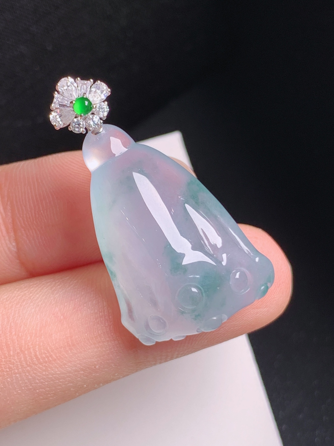冰种飘花莲蓬吊坠，飘花灵动，胶感十足，清雅温婉，530819
