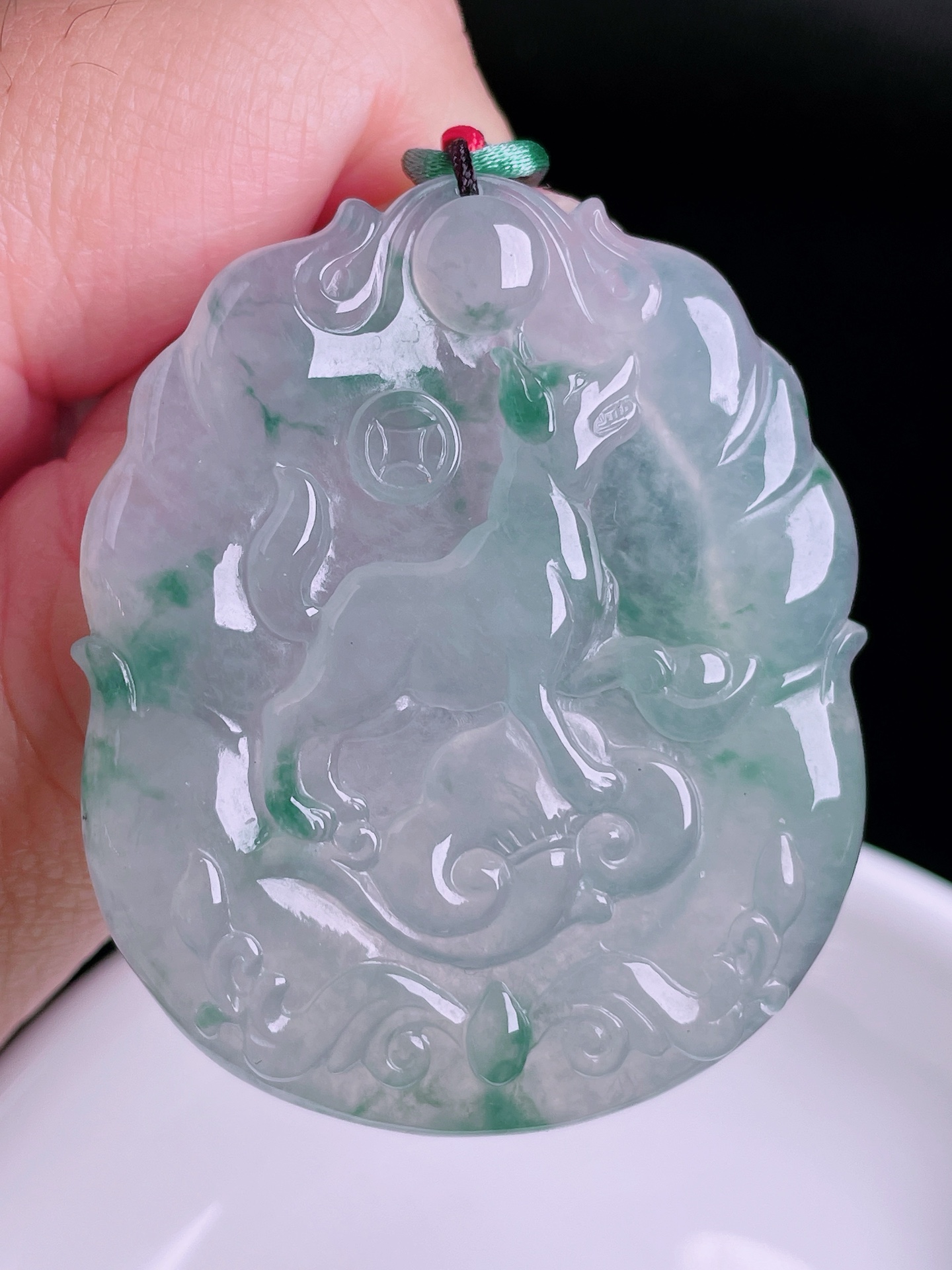 高冰生肖狗，老种起光，细底通透，尺寸：48.7/40/5.9mm0822