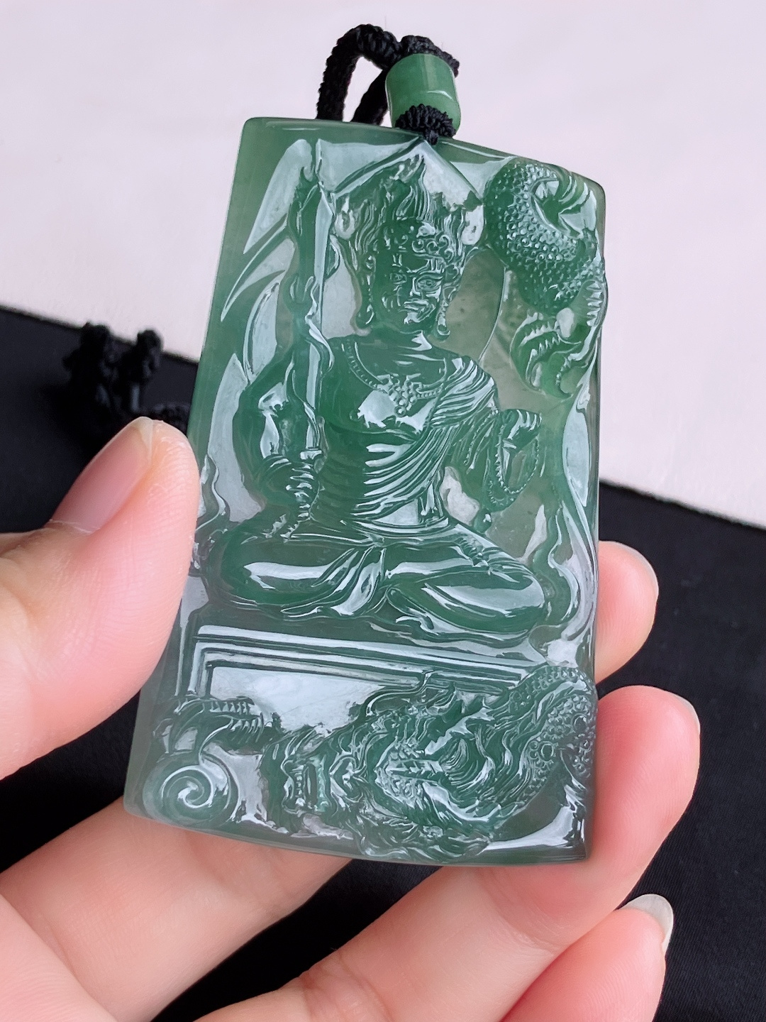 底色不动明王，晶莹剔透，尺寸70.3/44/5.6/自然光实拍