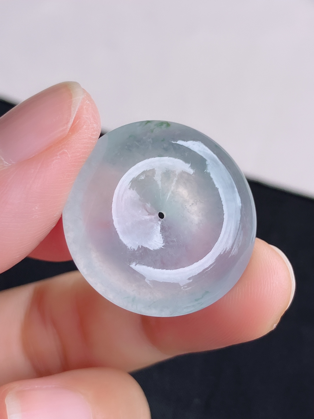 白冰平安扣，晶莹剔透，尺寸25.5/6/自然光实拍