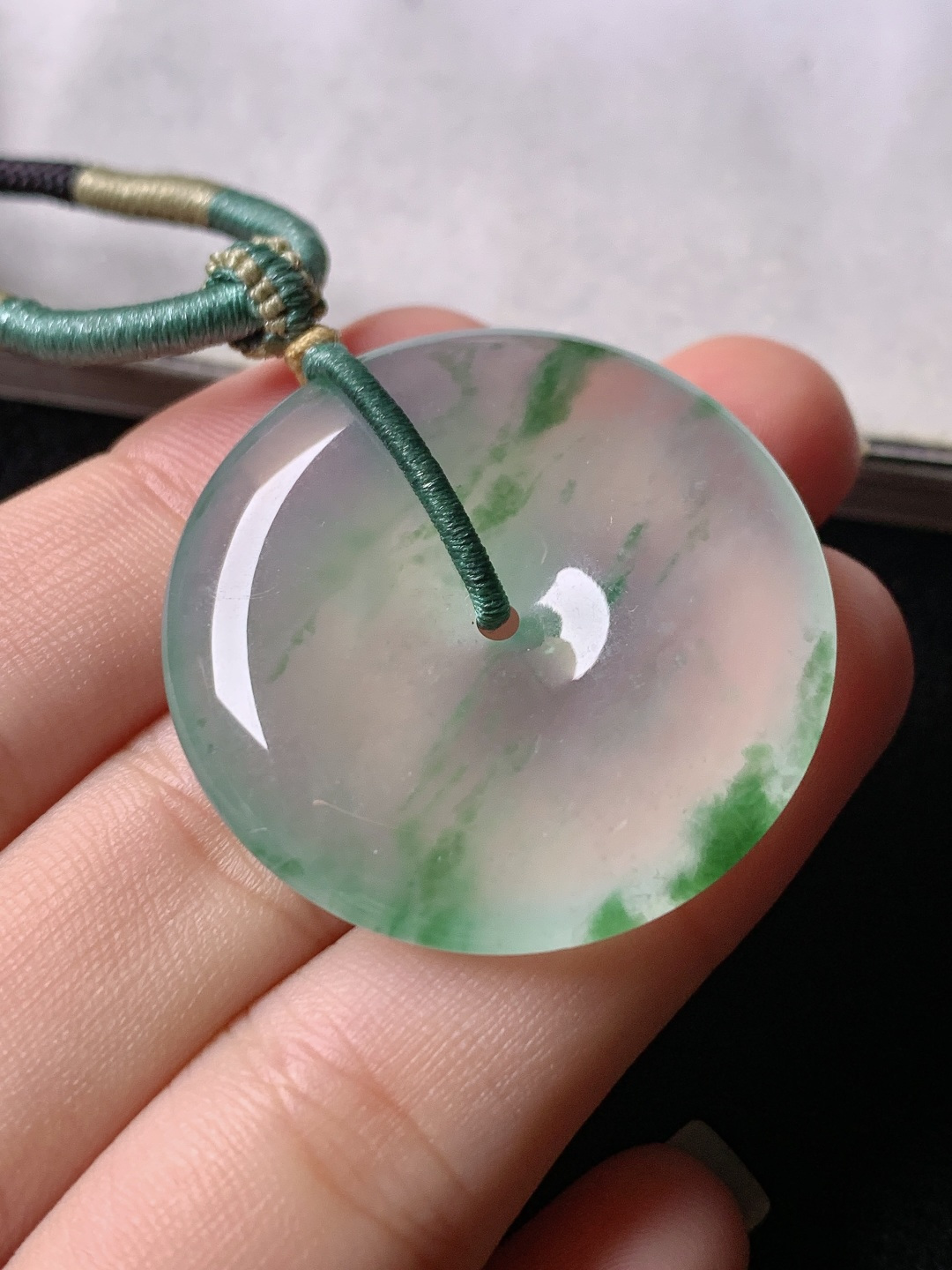 ️飘花平安扣，色泽浓艳 0822尺寸31.8*5.9