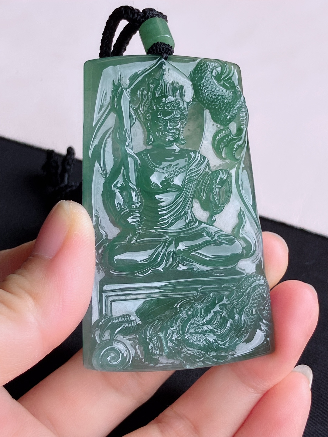 底色不动明王，晶莹剔透，尺寸70.3/44/5.6/自然光实拍