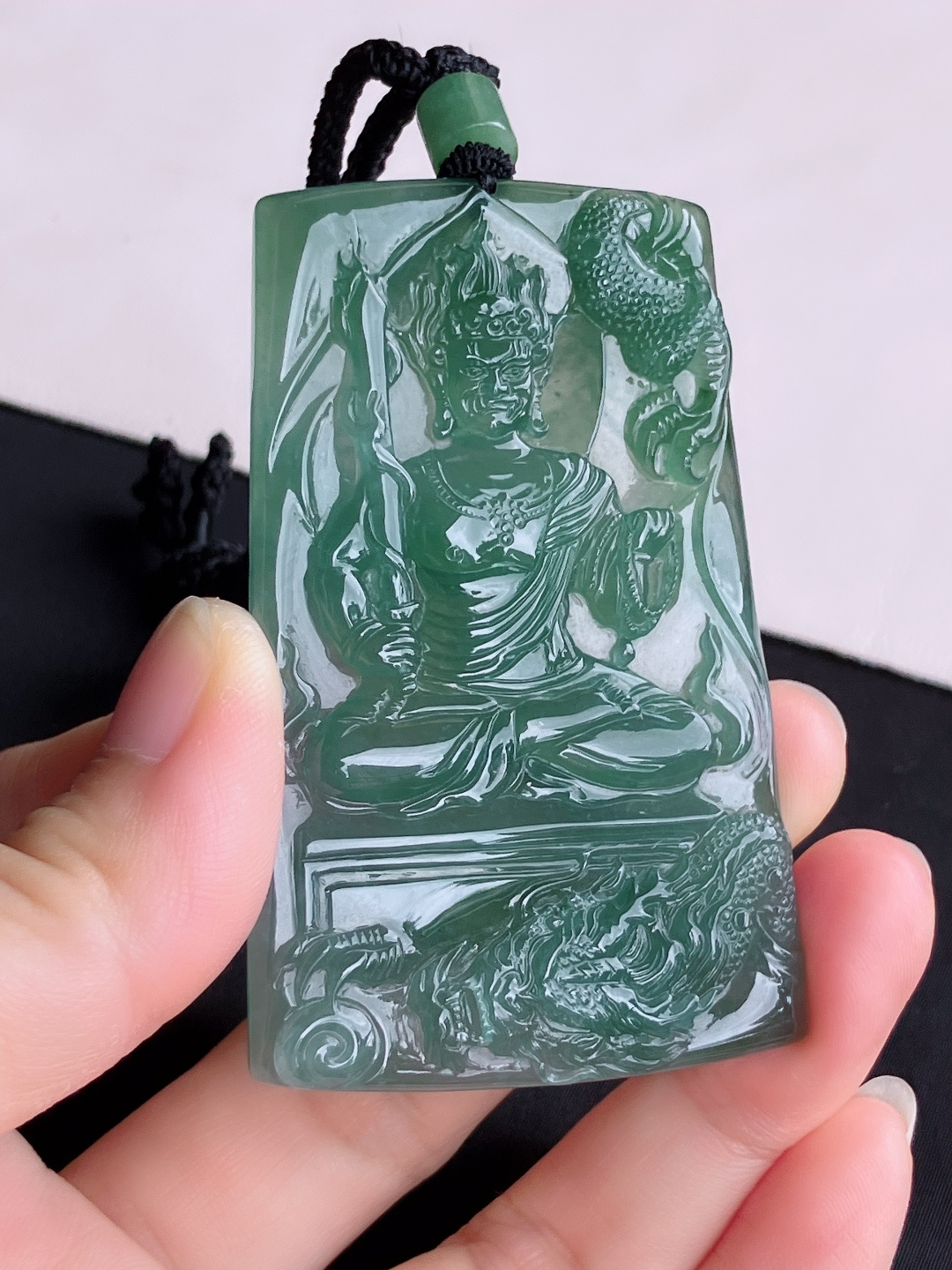 底色不动明王，晶莹剔透，尺寸70.3/44/5.6/自然光实拍