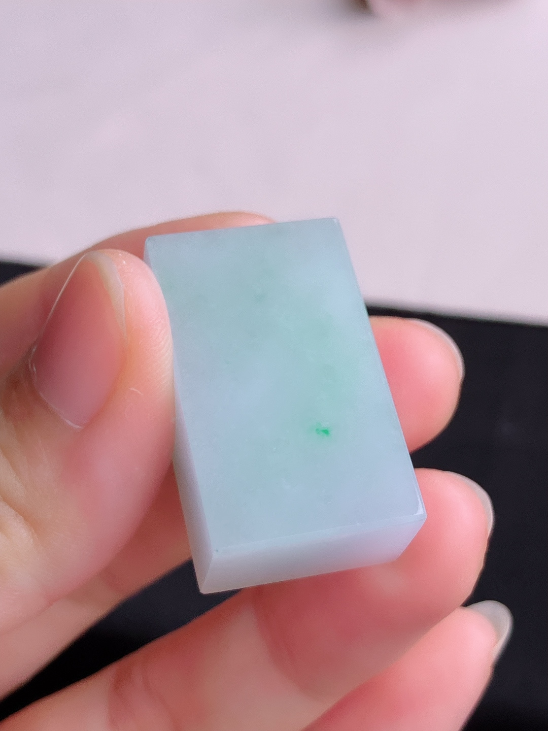 ️冰飘绿平安牌，简约时尚，尺寸31/18.8/12.3/自然光实拍