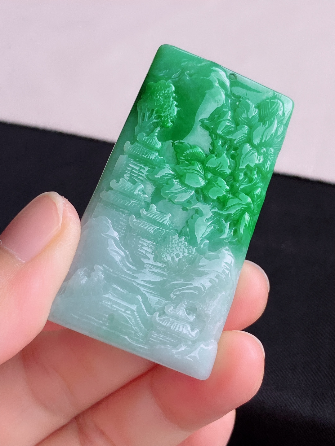 翠绿山水牌，意境美，尺寸55.6/32/7.6/自然光实拍