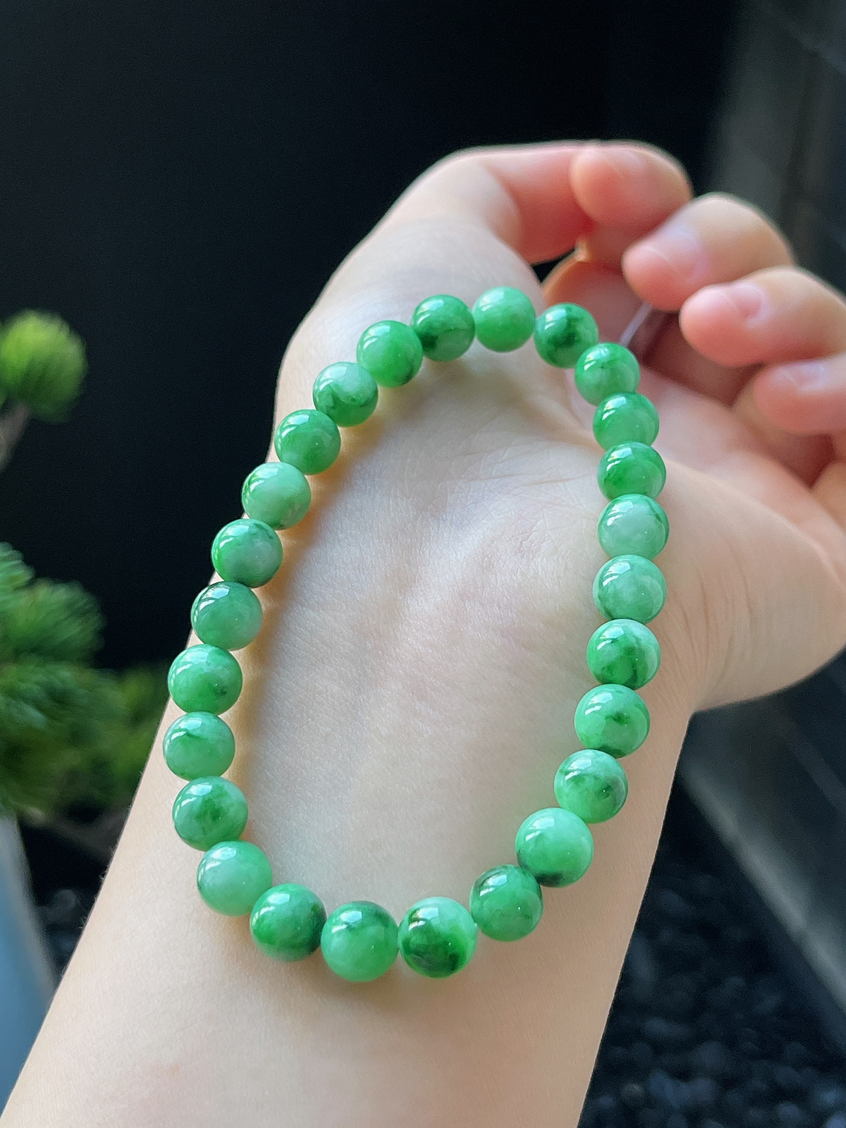 翡翠糯化种绿色手链