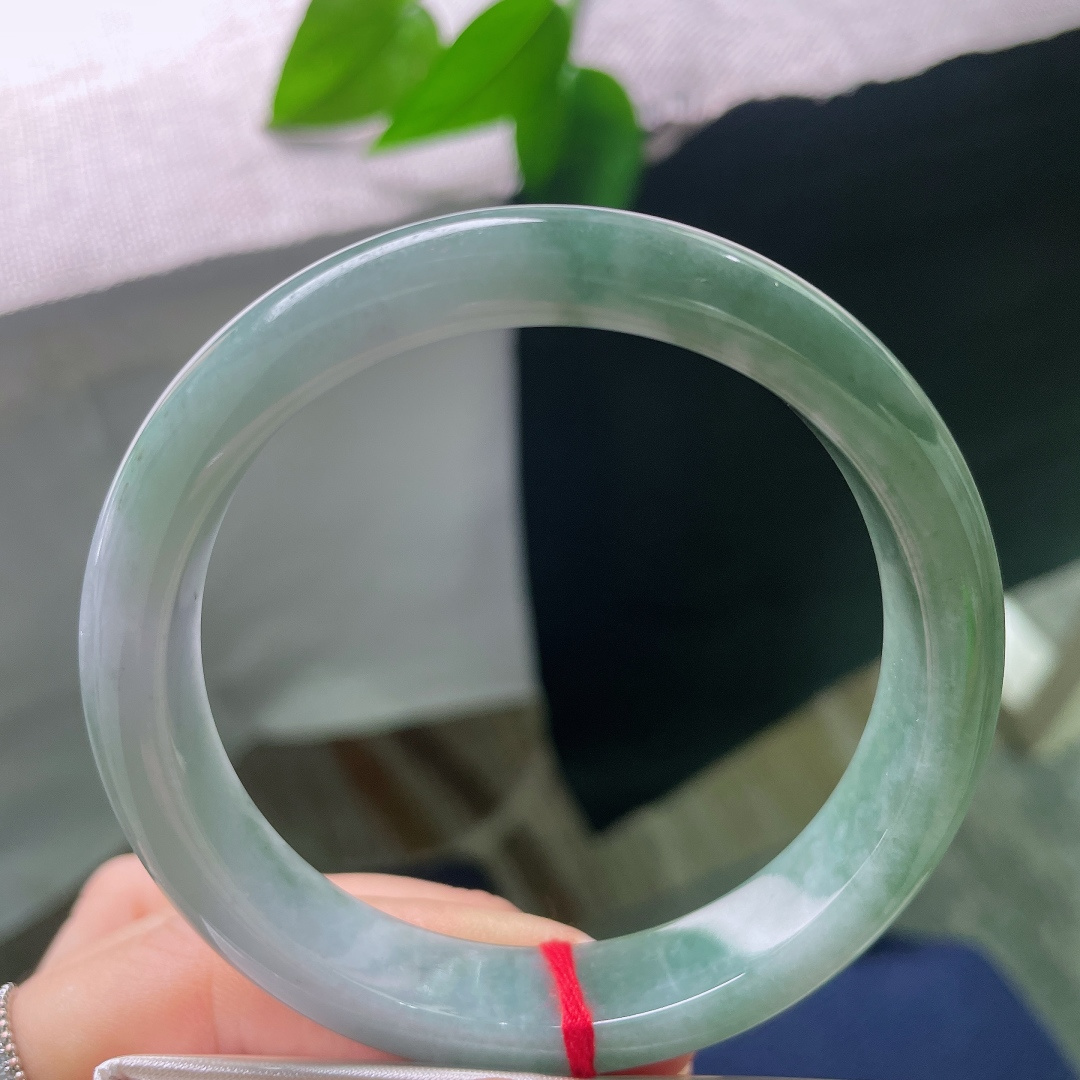 油青正圈，水润，肉质细腻，佩戴沉稳，内敛，皮纹，ss57786a