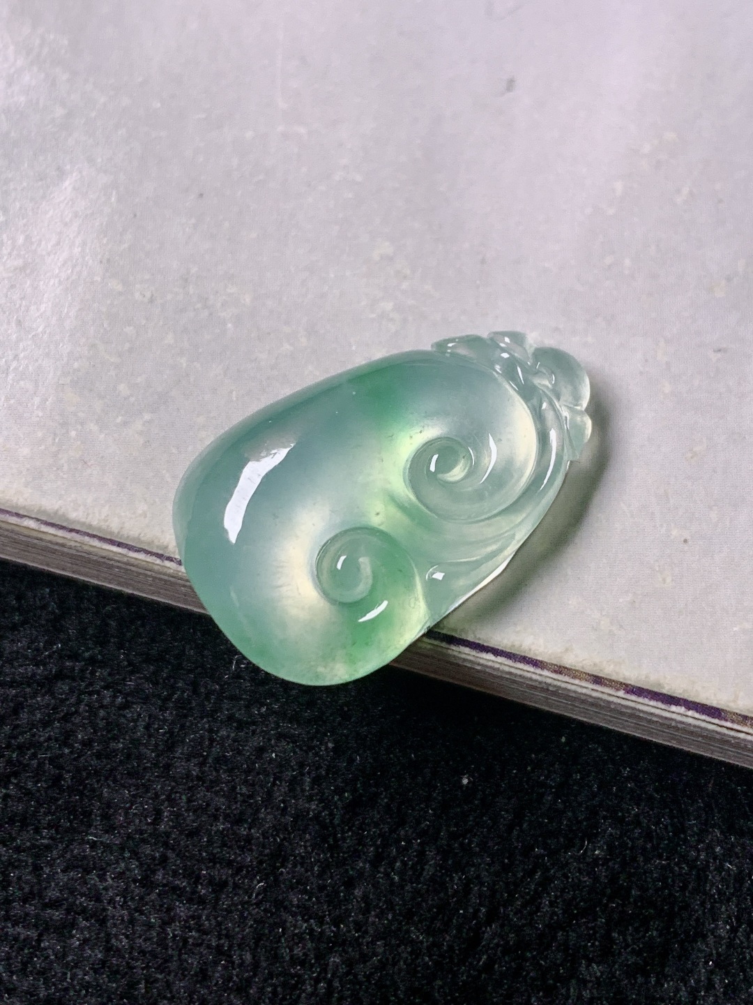 飘花如意，色泽浓艳 0823尺寸22.5*14.3*4.5