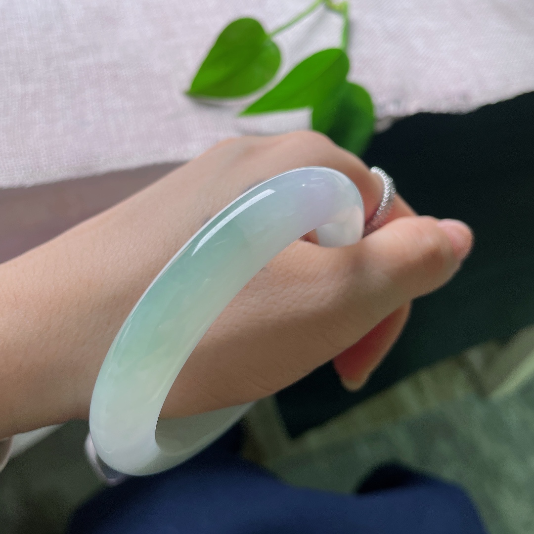 油青正圈，水润细腻，俊逸，沉稳不失贵气，皮纹，ss57811a