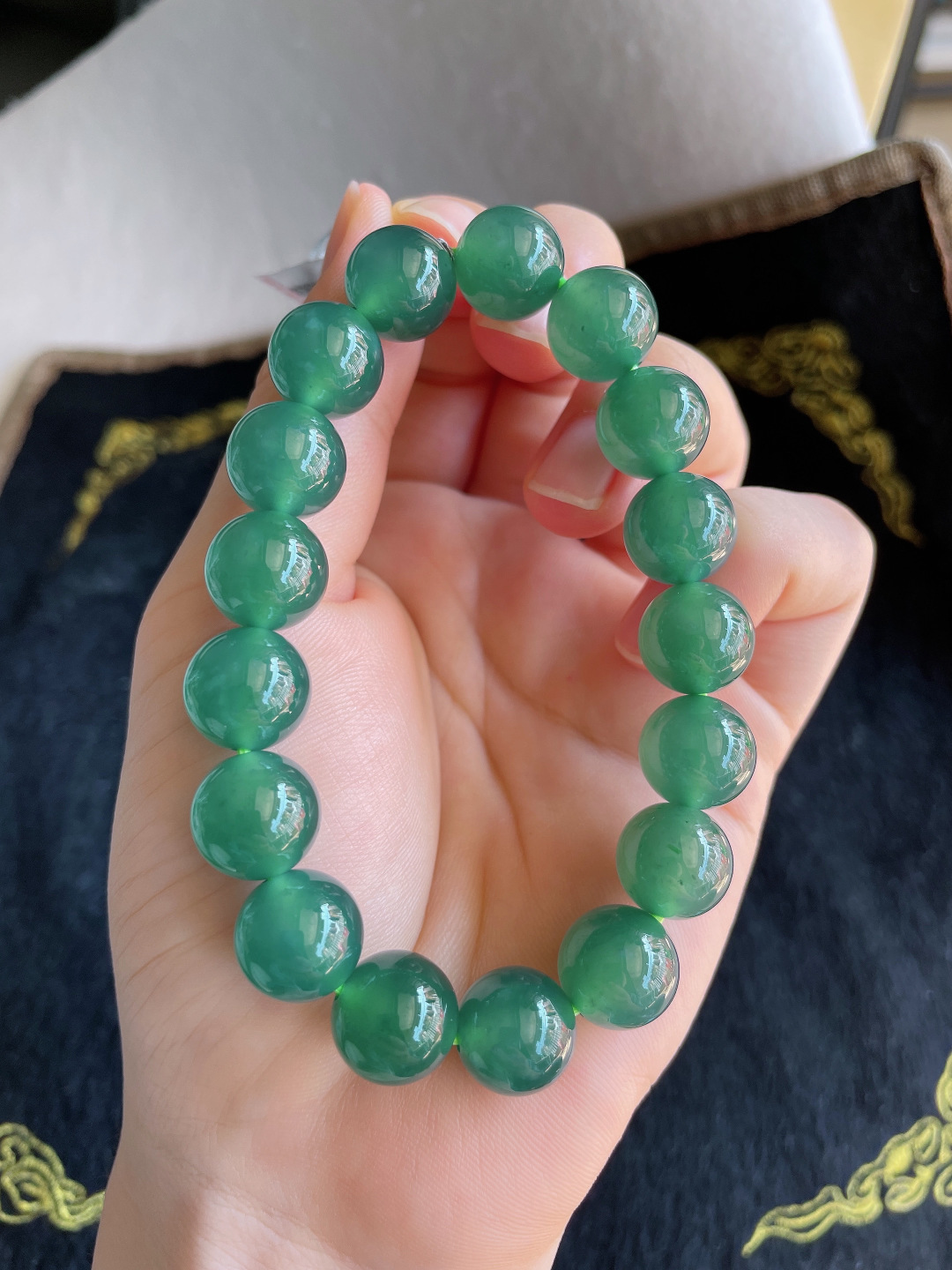️，天然翡翠A货，冰蓝水手串，尺寸：11.8mm。【编3331】