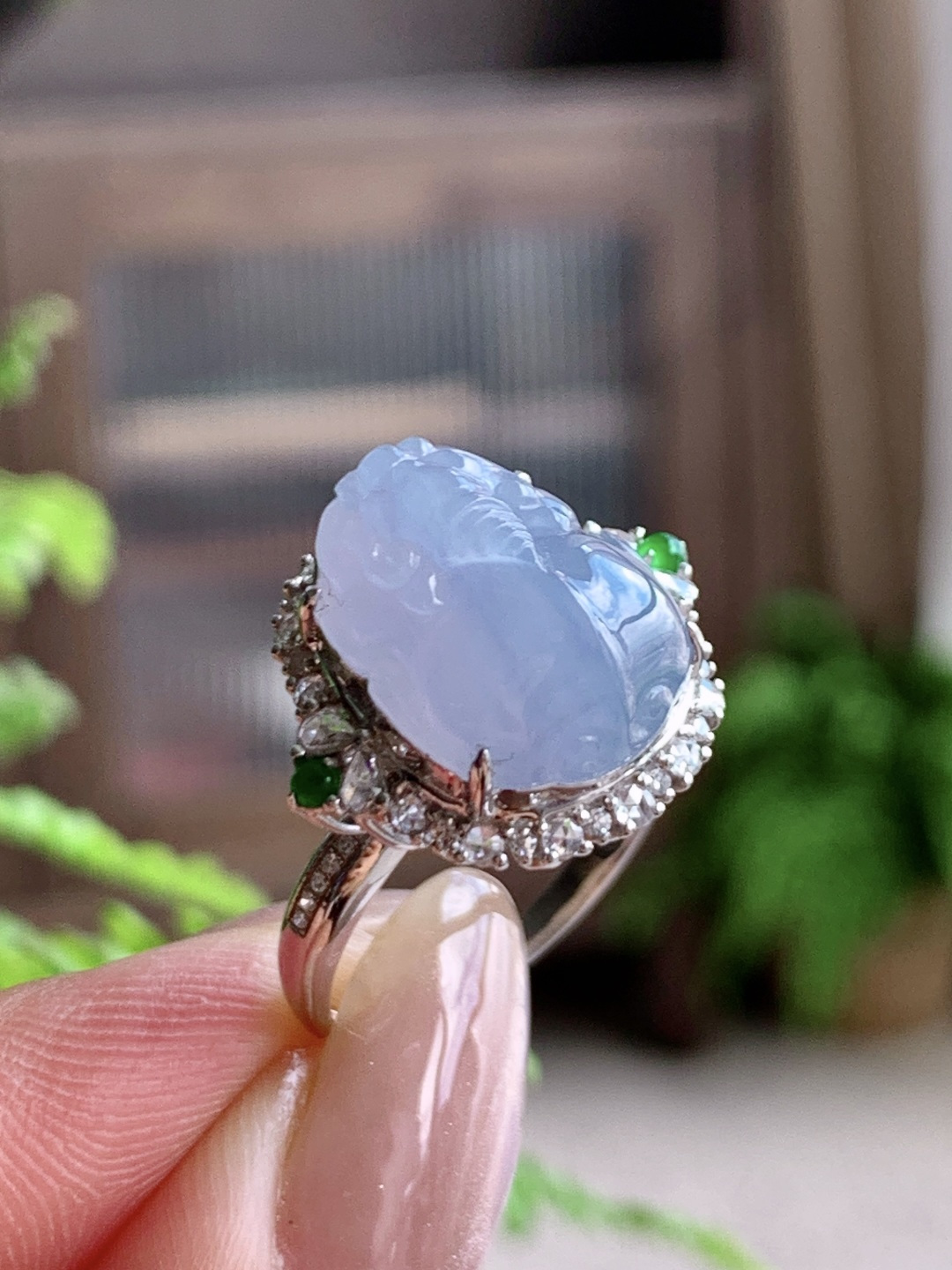 镶嵌貔貅戒指，18k金镶嵌，性比高，厚装17.7-18.8-12.7，裸石14.6-11.6-6.4