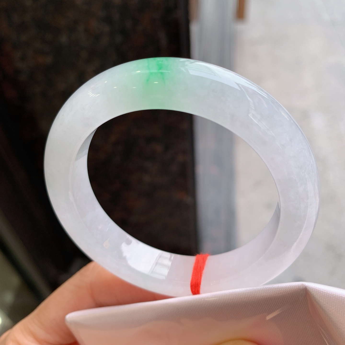 正圈冰飘绿 微细纹 尺寸：52/11.8/9.2 清爽