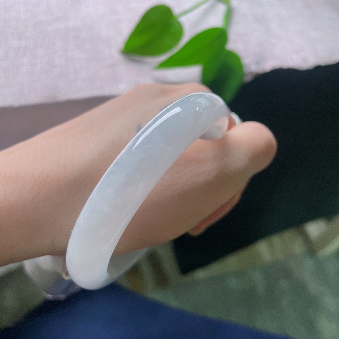 白底正圈，水头好，干净清爽，佩戴优雅，百搭款，晶体，ss57792a