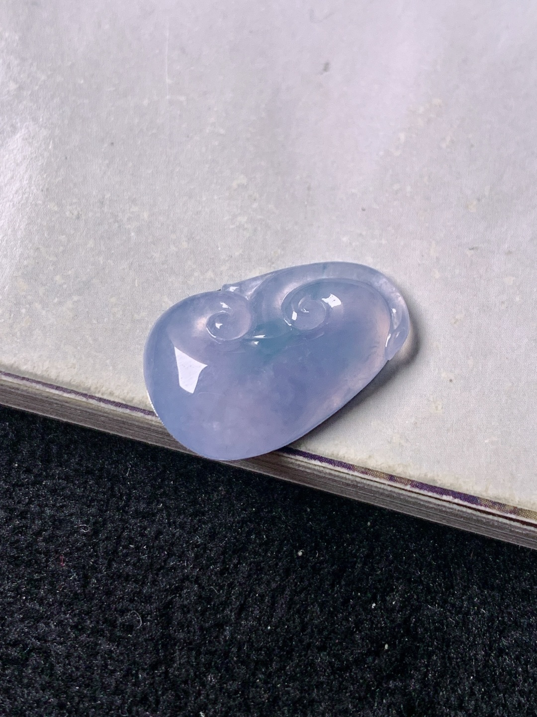 飘花如意，色泽浓艳，0823尺寸19.6*12.7*4