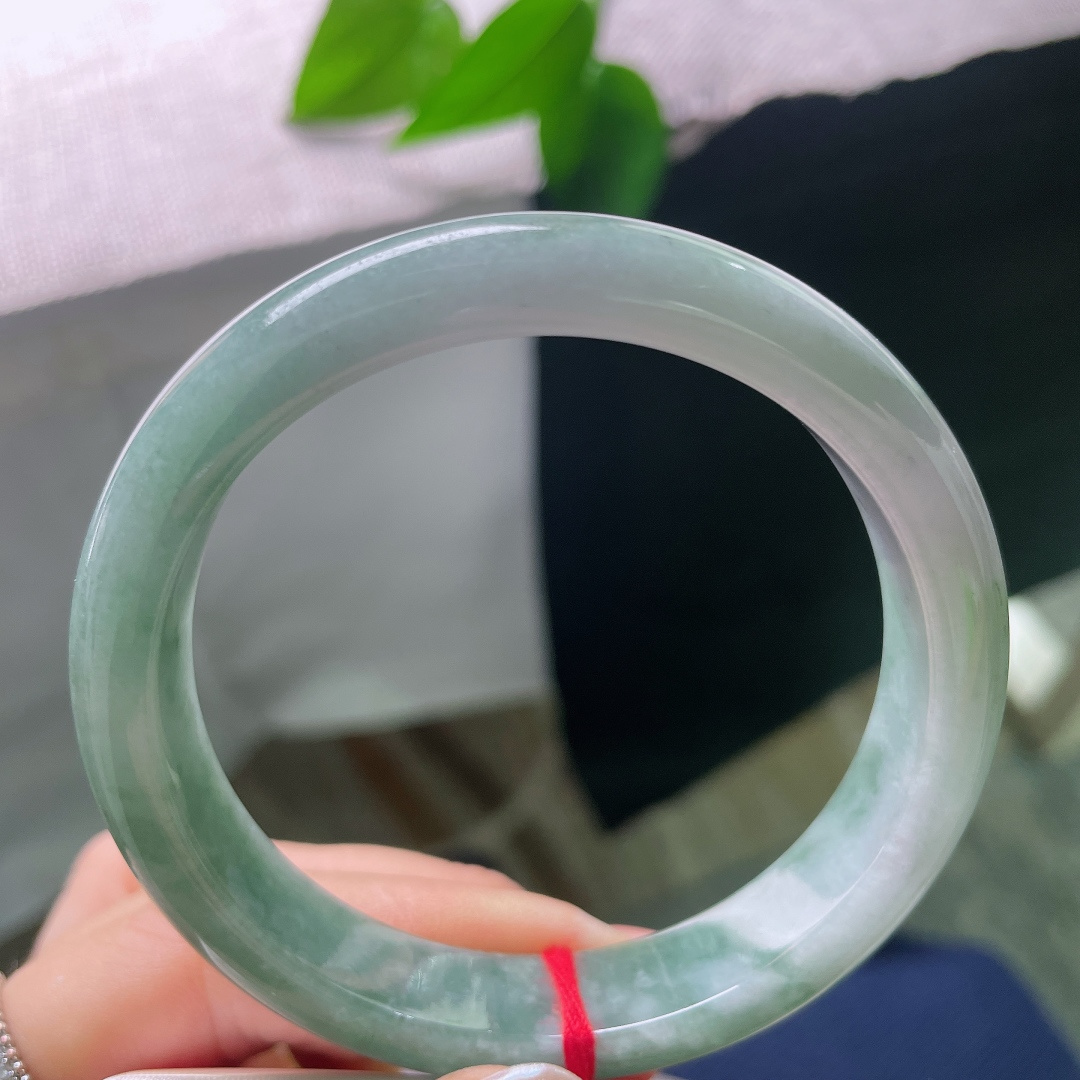 油青正圈，水润，肉质细腻，佩戴沉稳，内敛，皮纹，ss57786a