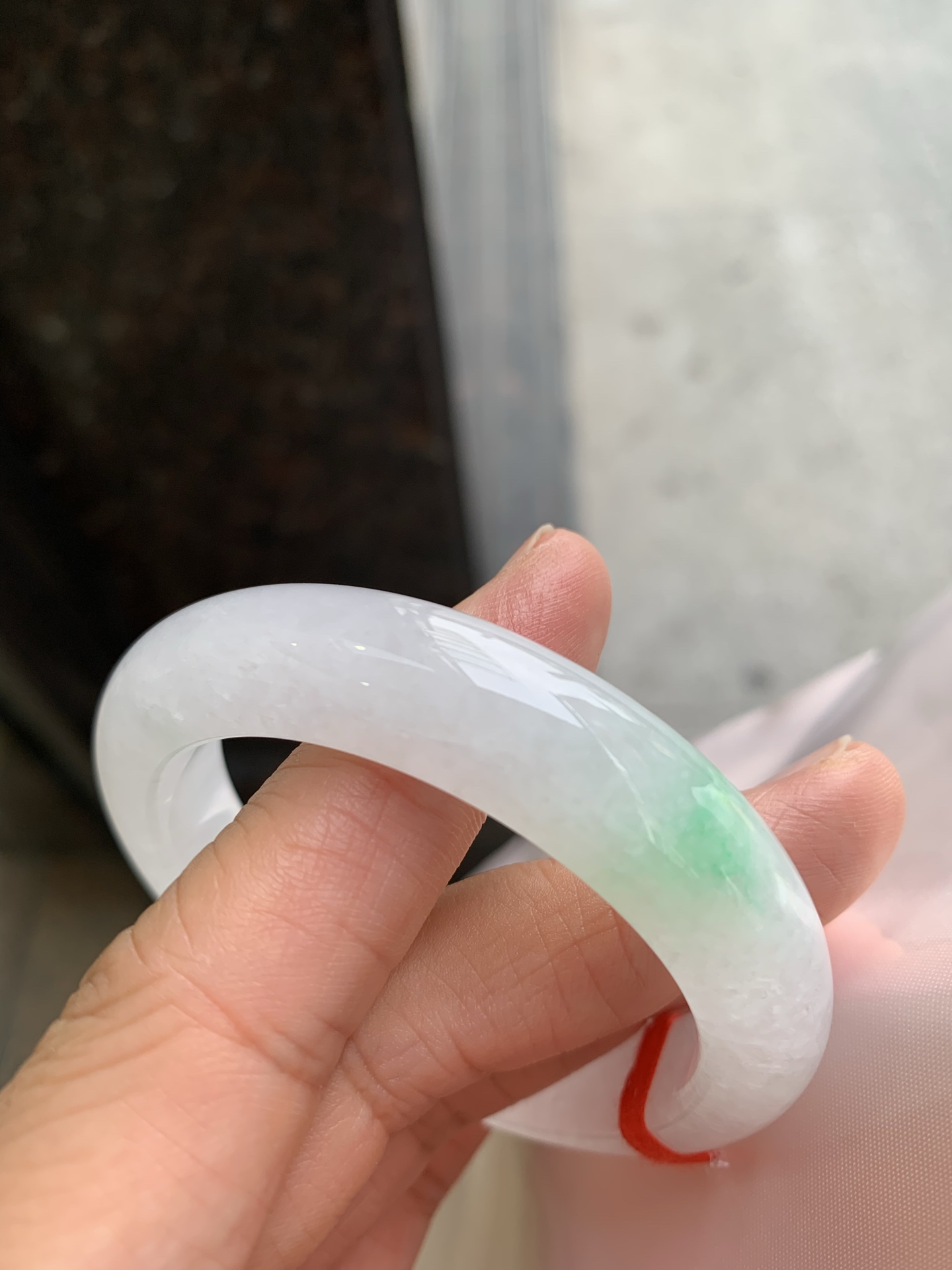 正圈冰飘绿 微细纹 尺寸：52/11.8/9.2 清爽