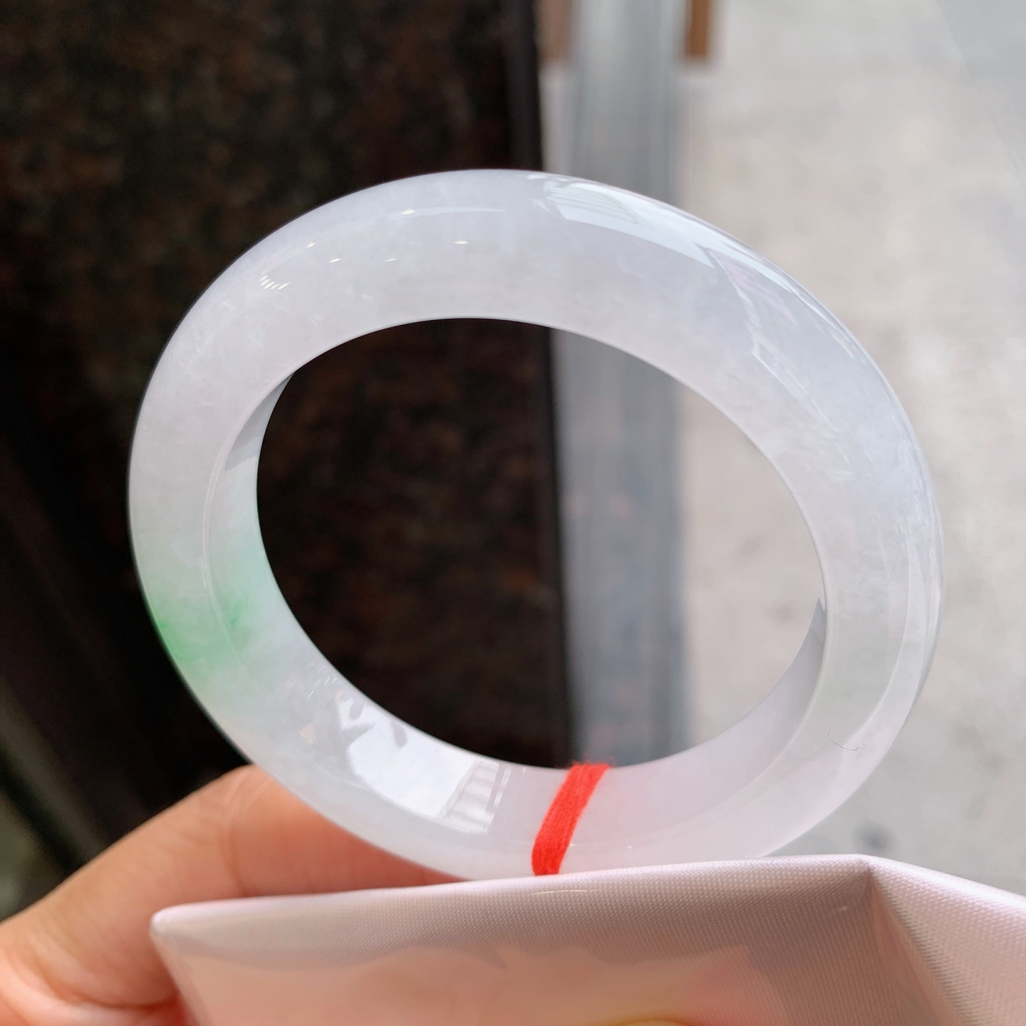 正圈冰飘绿 微细纹 尺寸：52/11.8/9.2 清爽