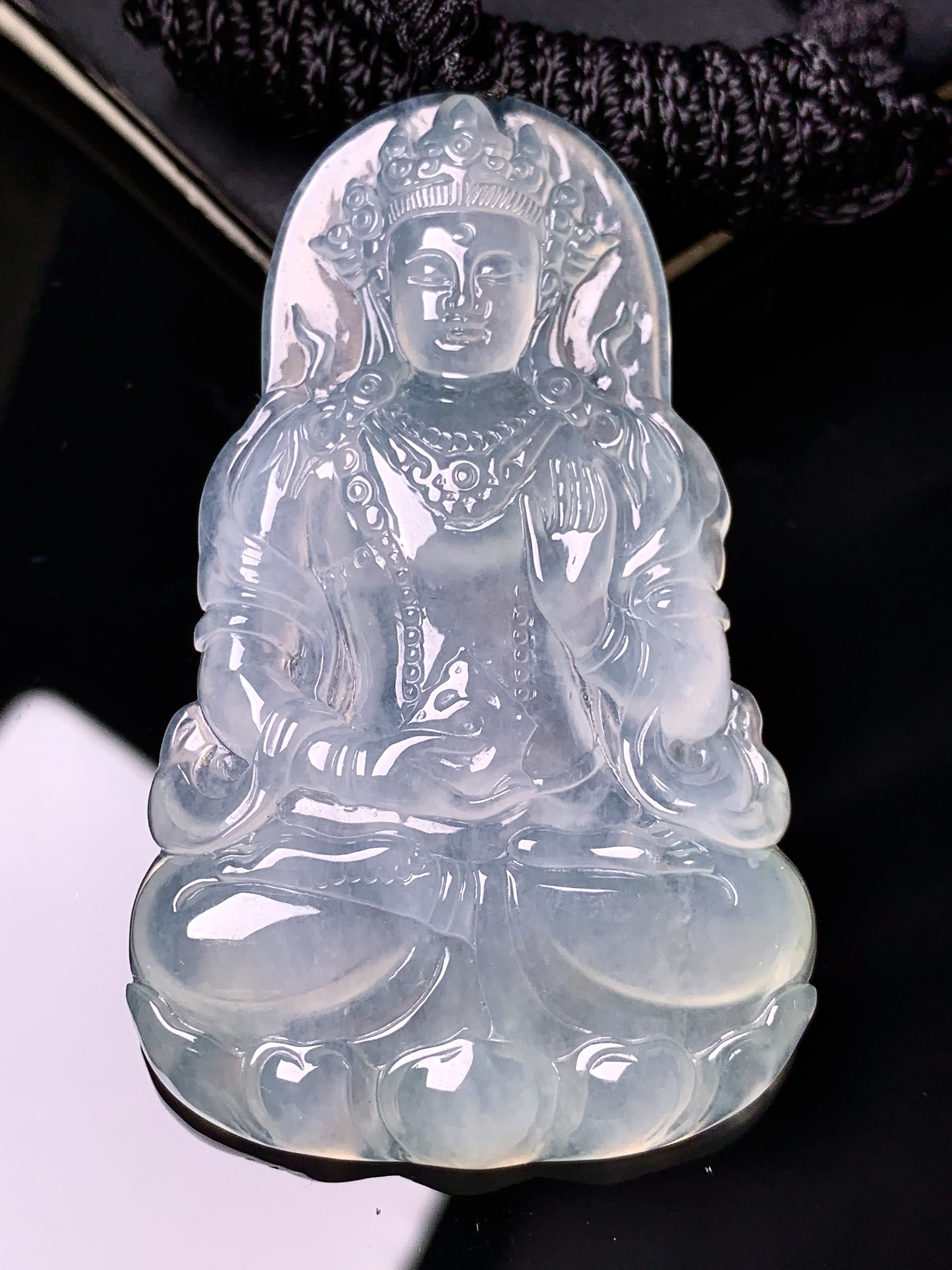 冰种度母观音菩萨吊坠 玉质细腻 色泽艳丽清新 水润亮眼 整体尺寸59.5*36*5.5 x3