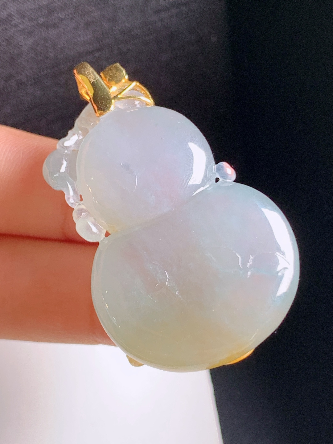 黄翡葫芦吊坠，俏色巧雕，胶感十足，福禄双全