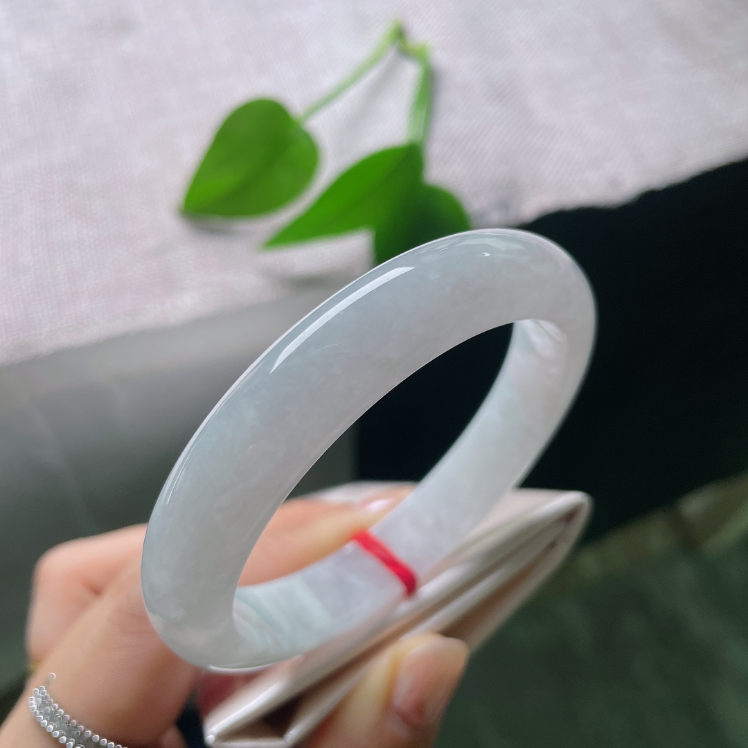白底正圈，水头好，干净清爽，佩戴优雅，百搭款，晶体，ss57792a