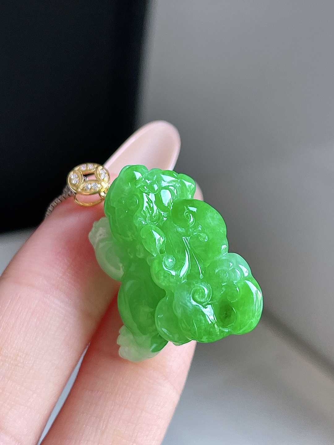 ️ 满色阳绿招财貔貅,无裂18k金镶嵌,裸石 26.3/12/20.1